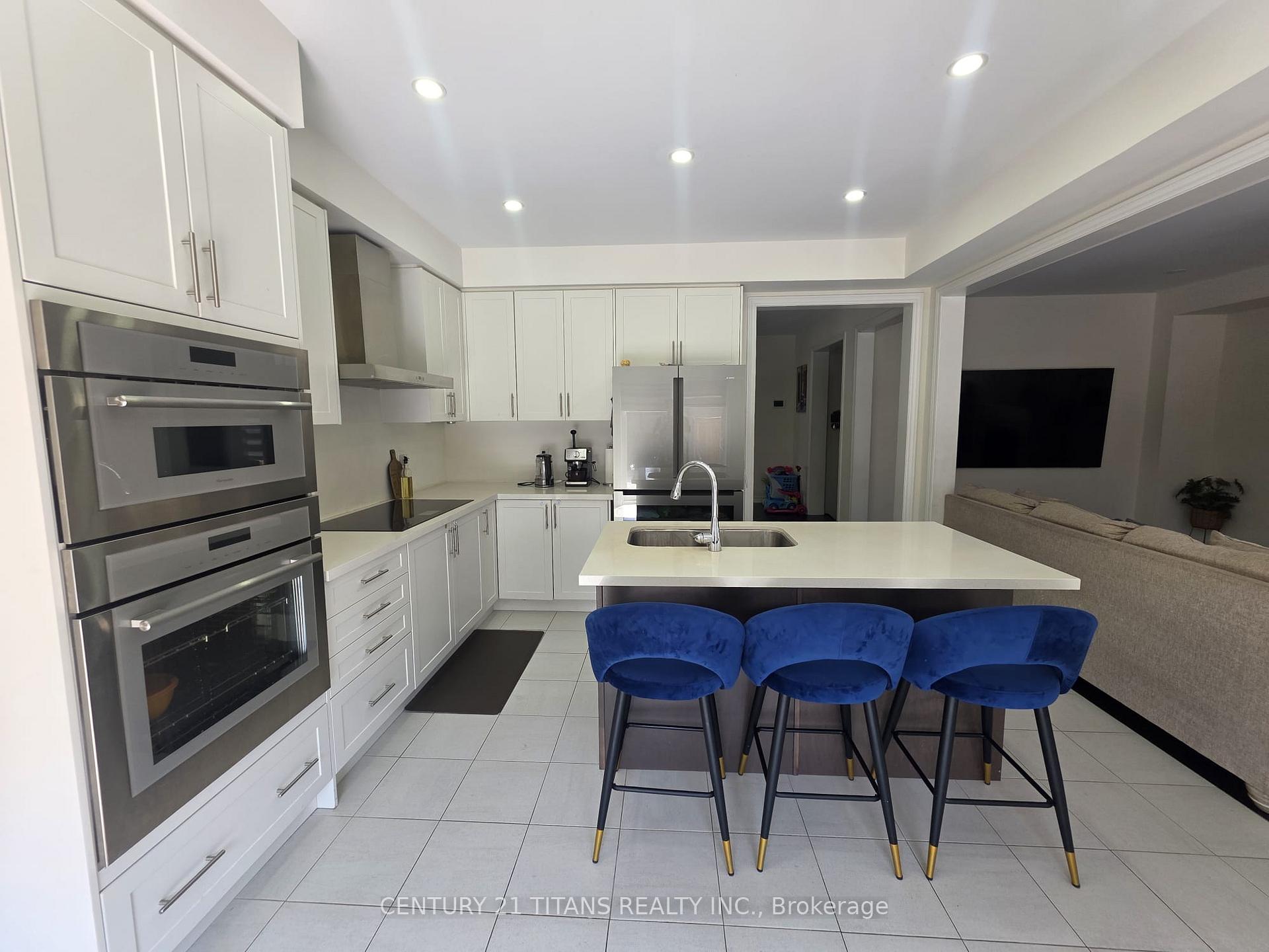 Photo 15 of 236 Fleetwood Drive, Oshawa, Eastdale — HOMEH