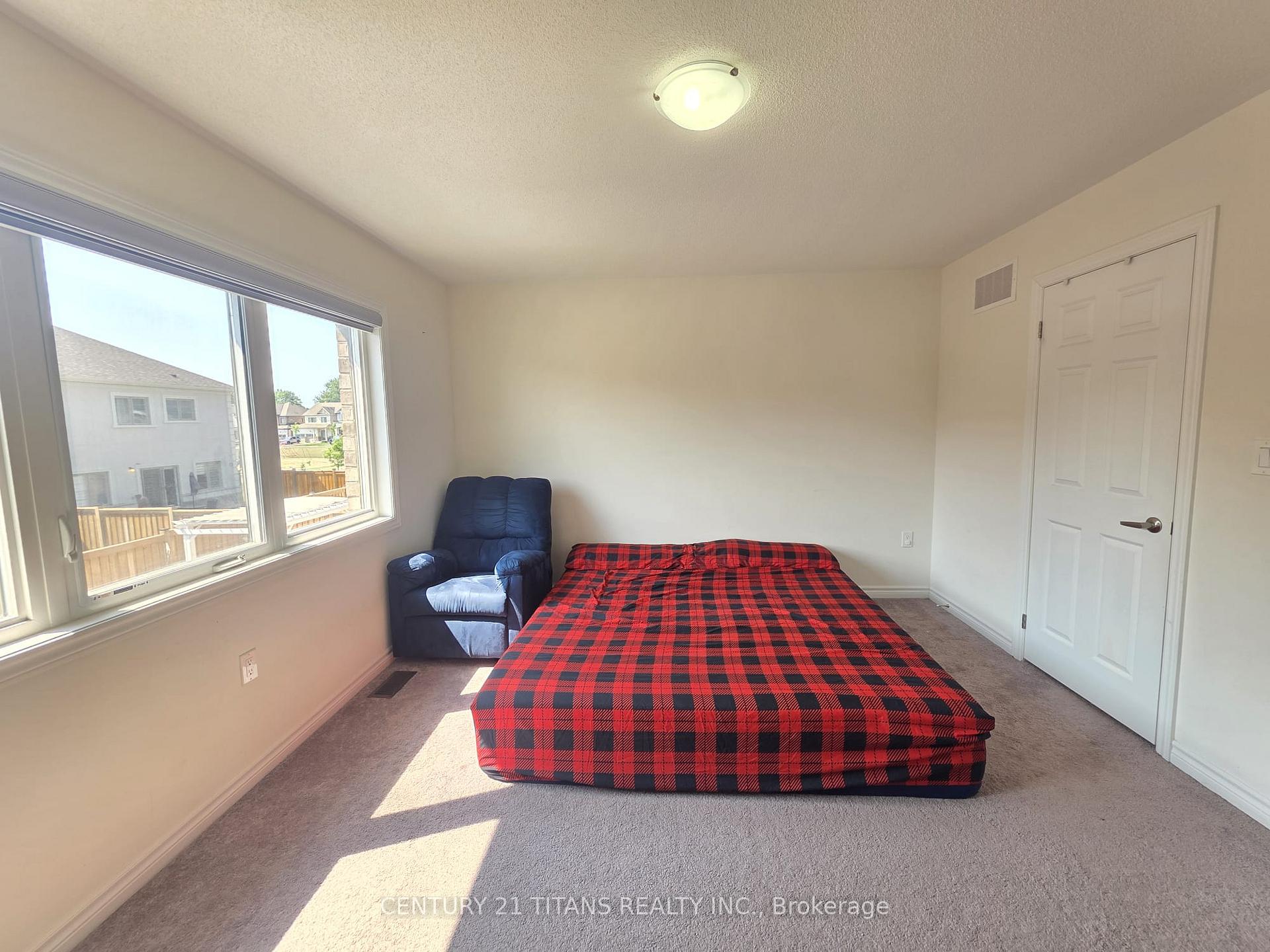 Photo 34 of 236 Fleetwood Drive, Oshawa, Eastdale — HOMEH