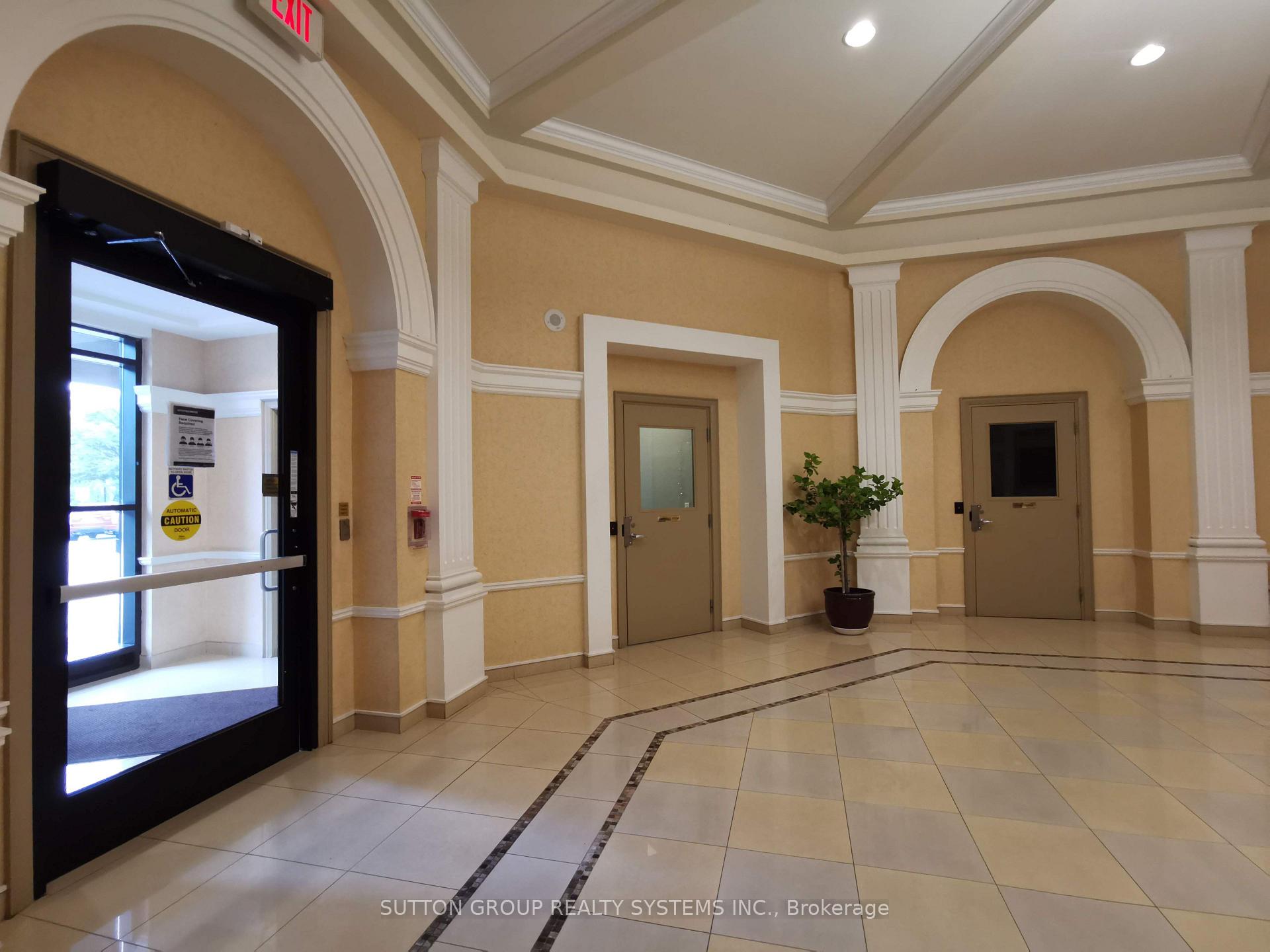 Photo 3 of Unit 913, 220 Forum Drive, Mississauga, Hurontario — HOMEH