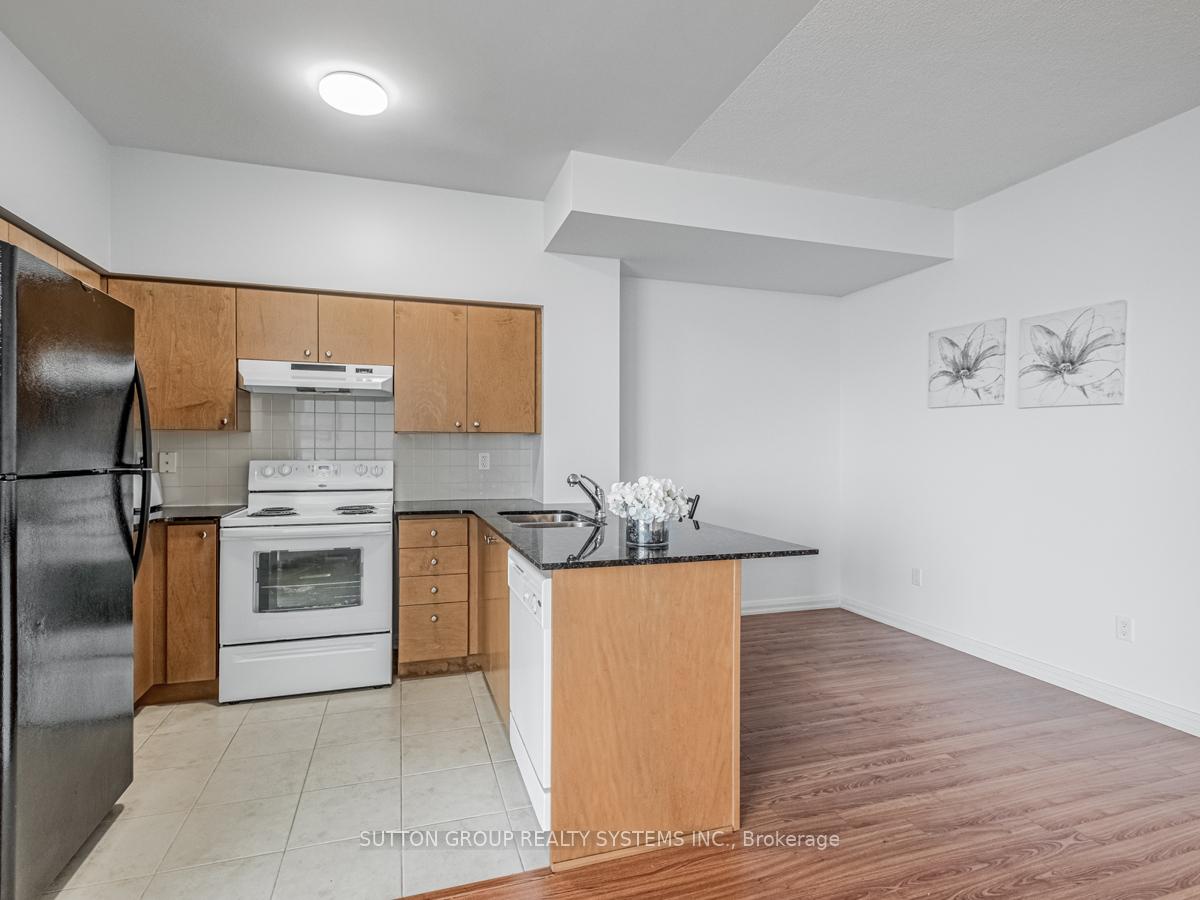 Photo 11 of Unit 913, 220 Forum Drive, Mississauga, Hurontario — HOMEH