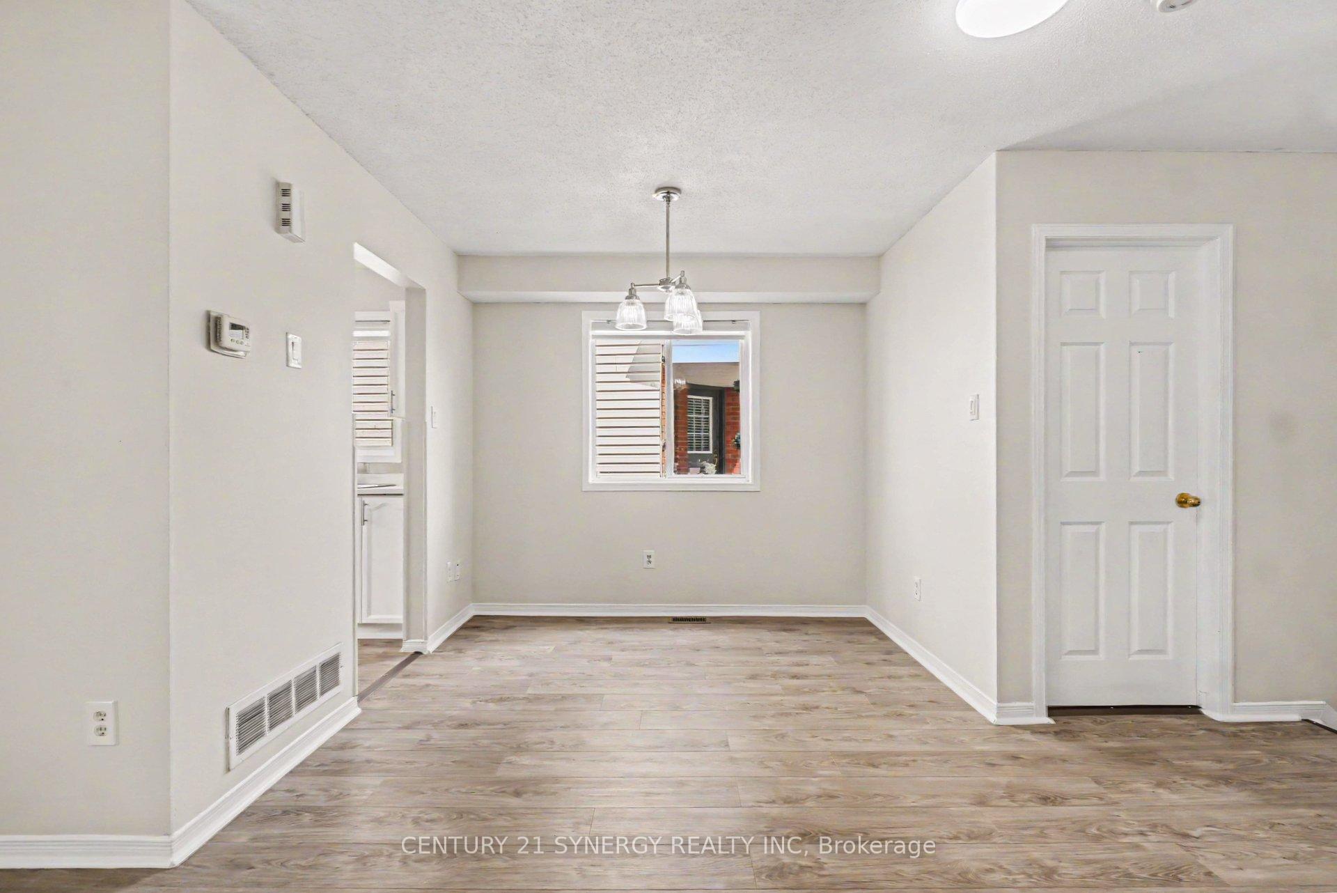 Photo 6 of 54 Meadowcroft Crescent, Ottawa, Carson Meadows — HOMEH