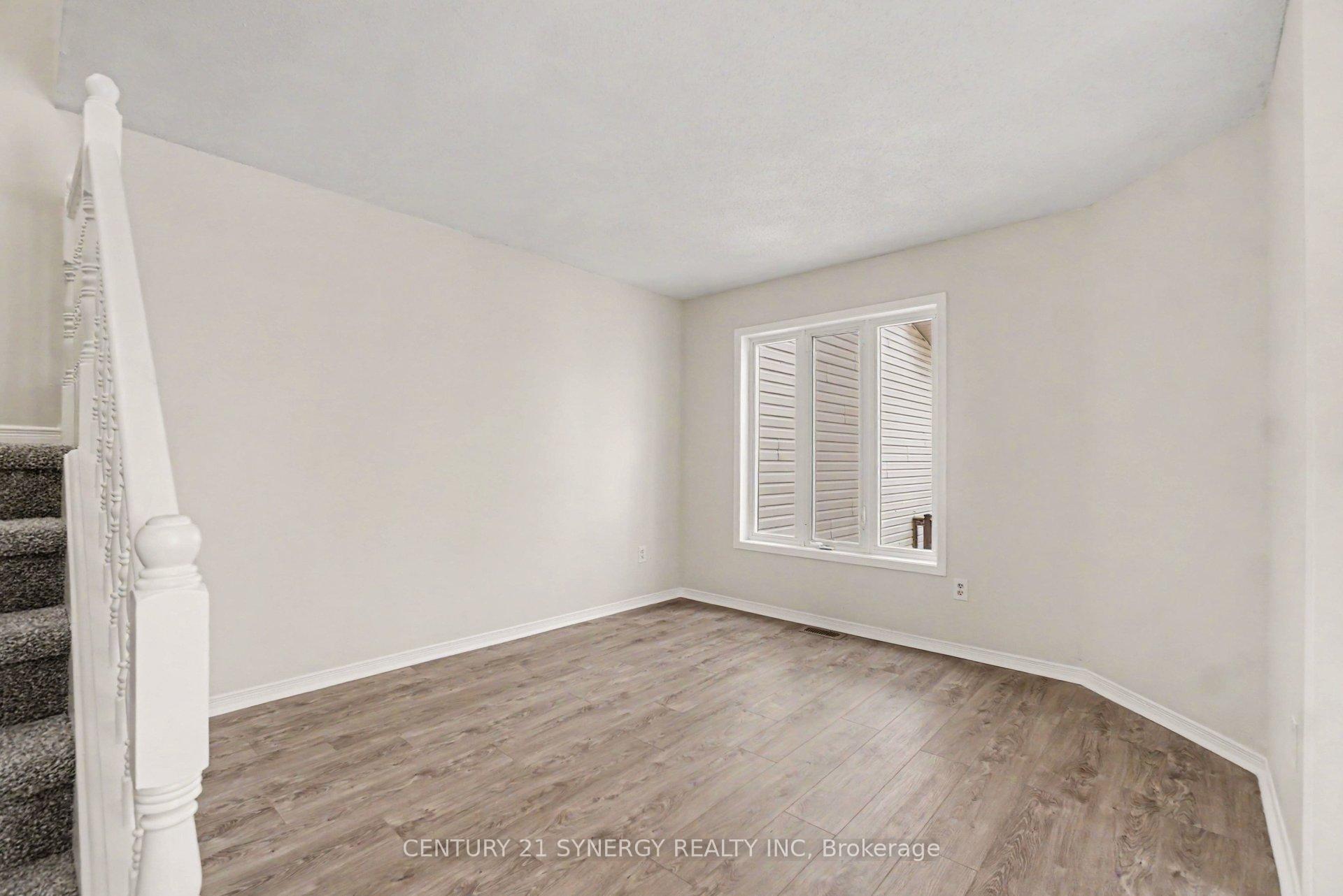 Photo 9 of 54 Meadowcroft Crescent, Ottawa, Carson Meadows — HOMEH