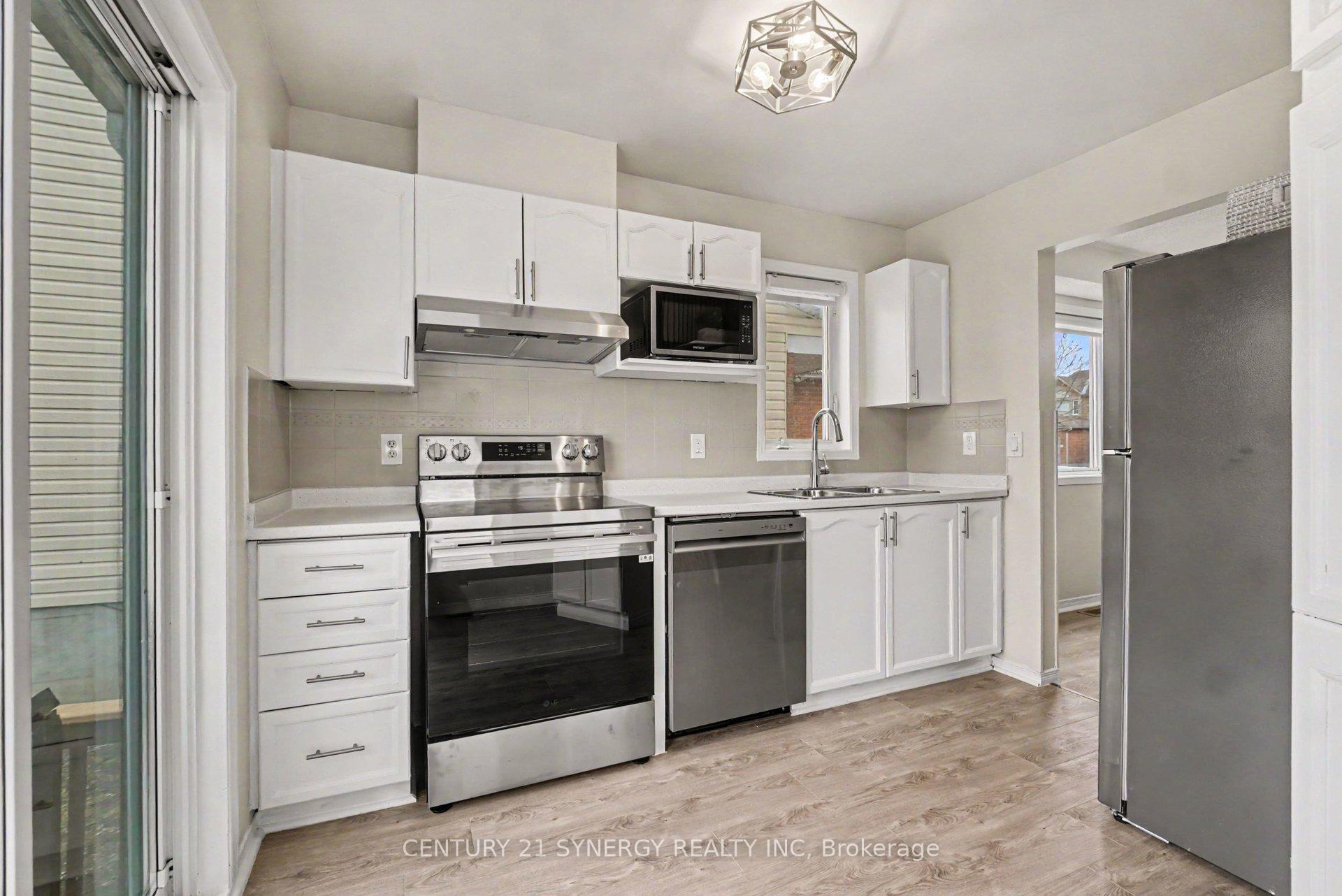 Photo 12 of 54 Meadowcroft Crescent, Ottawa, Carson Meadows — HOMEH