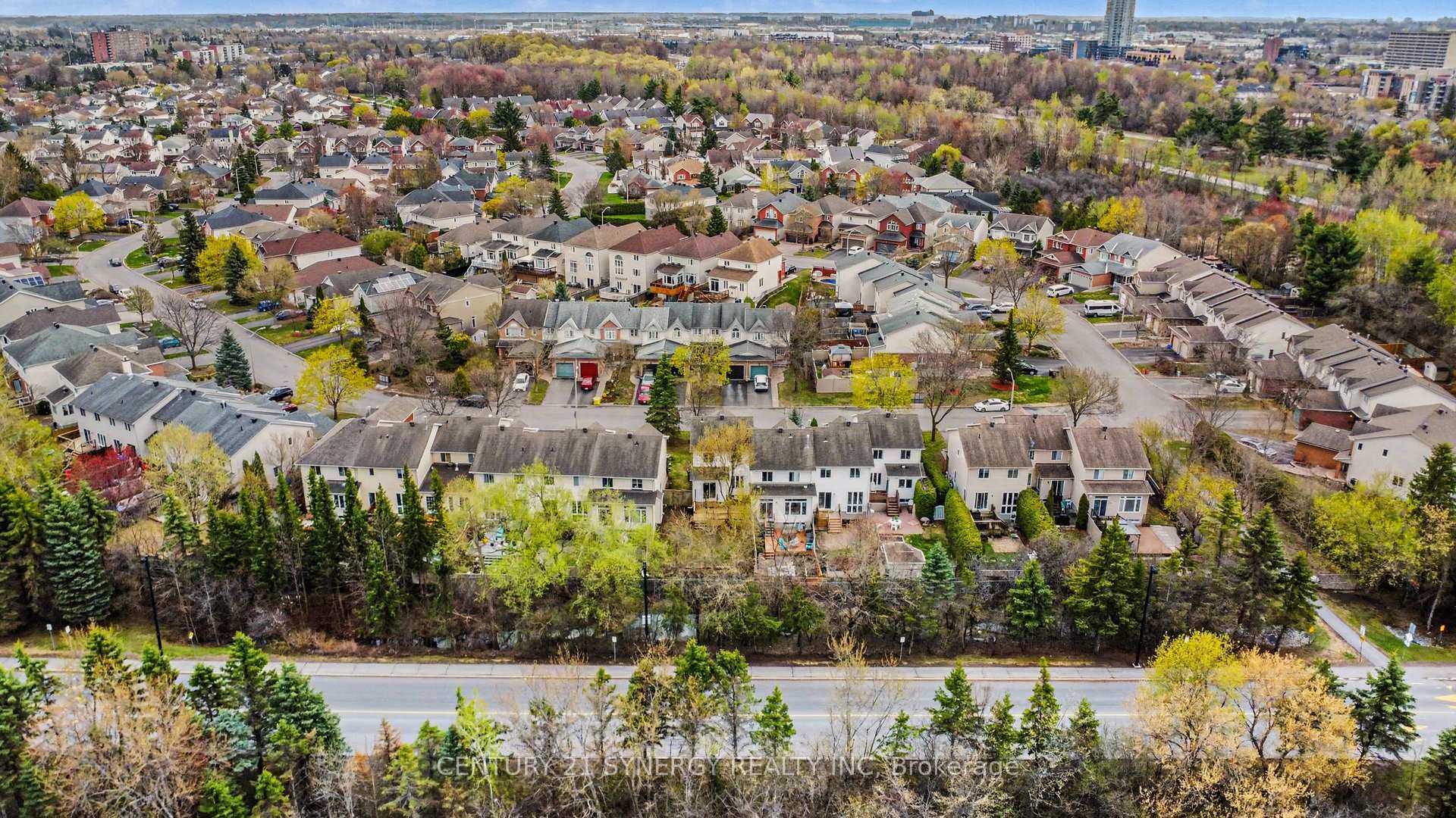 Photo 35 of 54 Meadowcroft Crescent, Ottawa, Carson Meadows — HOMEH