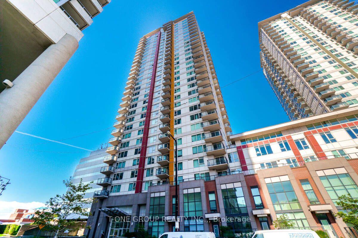 Front of Unit 3301, 25 Town Centre Court