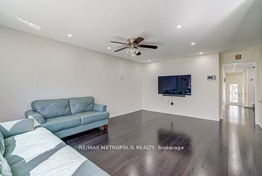 Photo 8 of 55 Formosa Avenue, Ajax, Central East — HOMEH