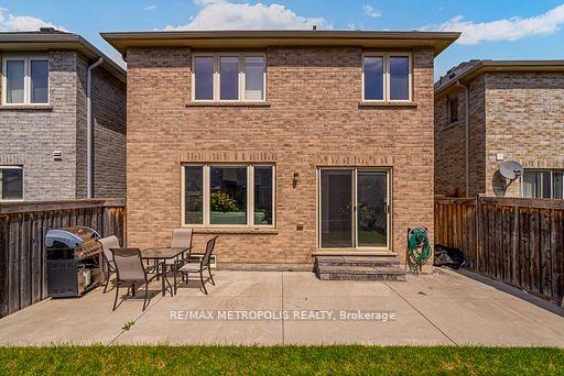 Photo 25 of 55 Formosa Avenue, Ajax, Central East — HOMEH