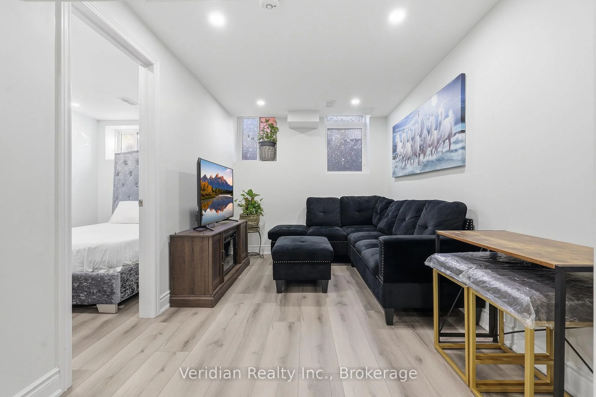 Photo 7 of 14 Gramercy Square, Scarborough, Rouge — HOMEH