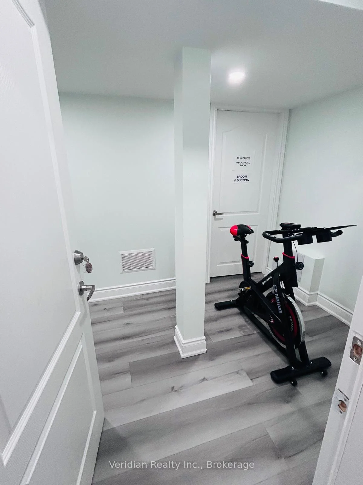 Photo 38 of 14 Gramercy Square, Scarborough, Rouge — HOMEH