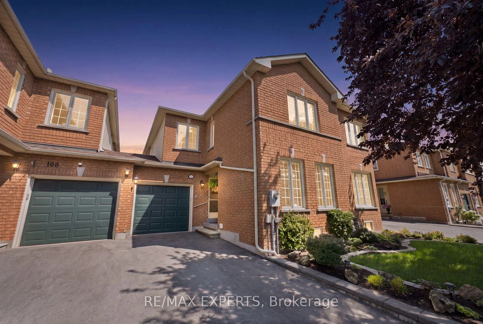 Photo 1 of 104 Pinedale Gate, Vaughan, East Woodbridge — HOMEH