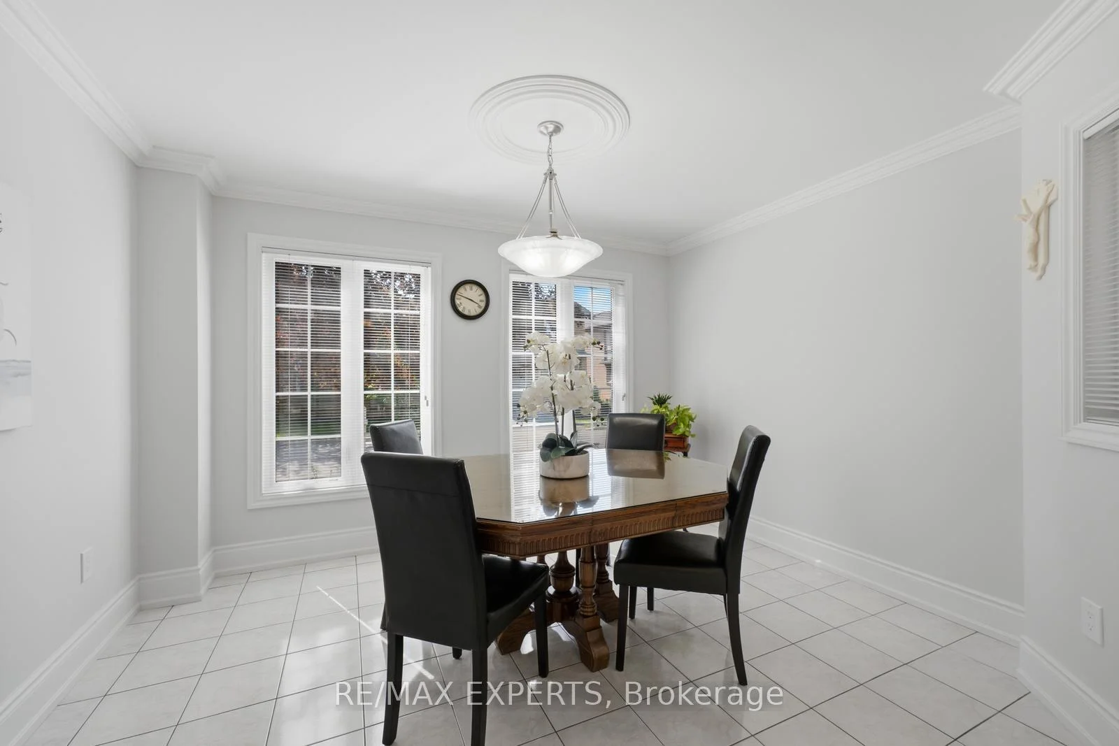 Photo 15 of 104 Pinedale Gate, Vaughan, East Woodbridge — HOMEH