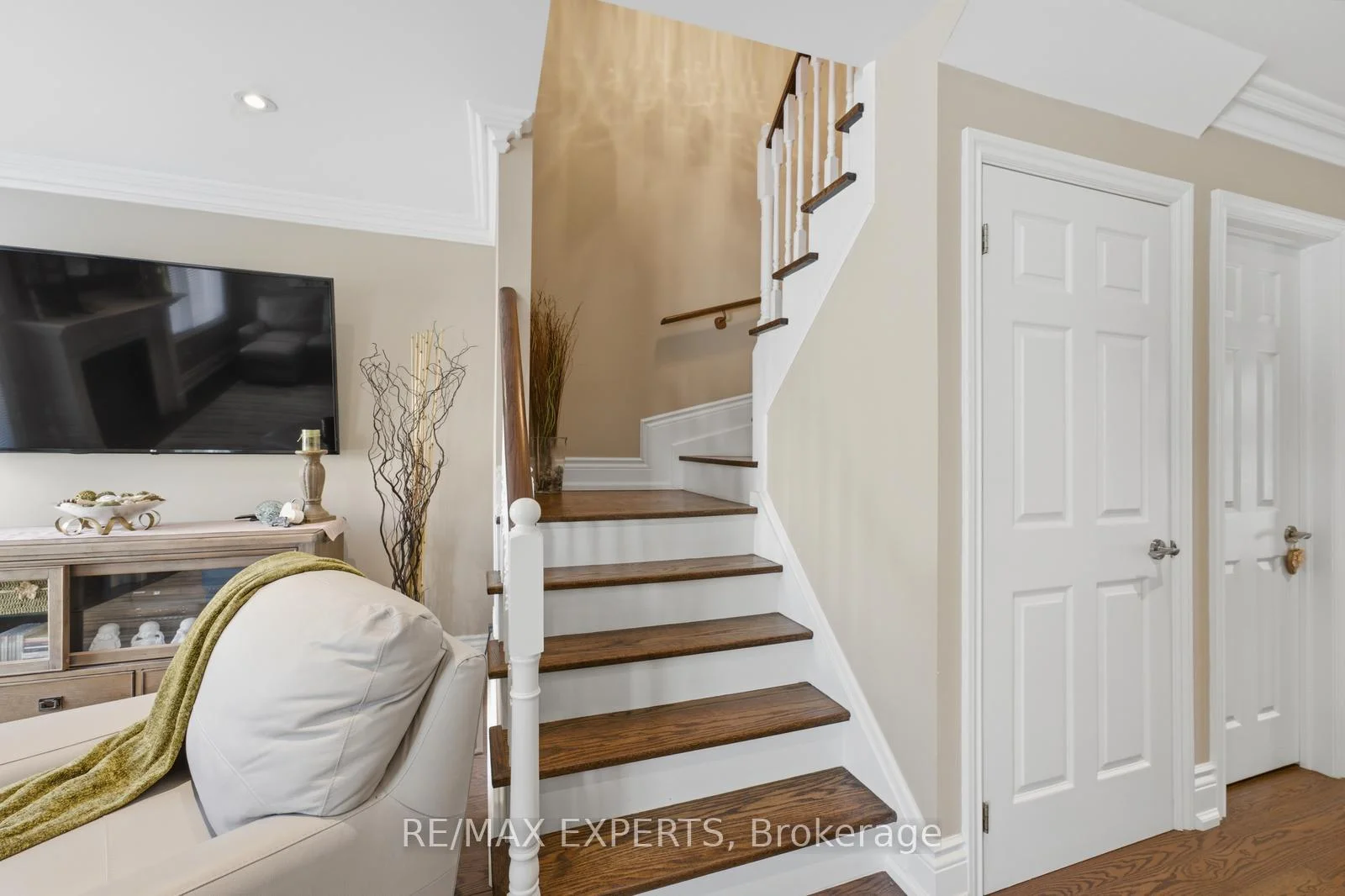Photo 20 of 104 Pinedale Gate, Vaughan, East Woodbridge — HOMEH