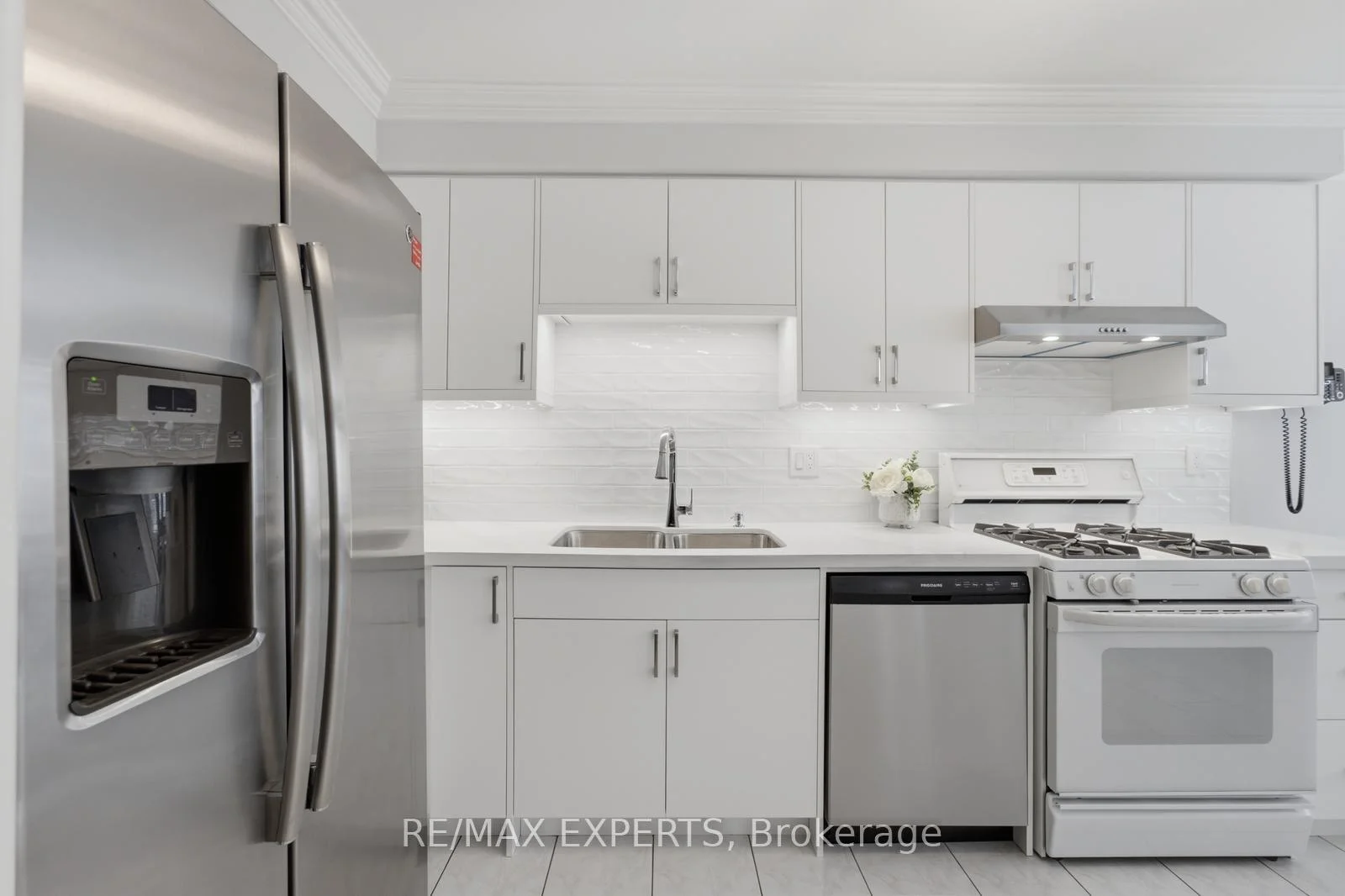 Photo 23 of 104 Pinedale Gate, Vaughan, East Woodbridge — HOMEH