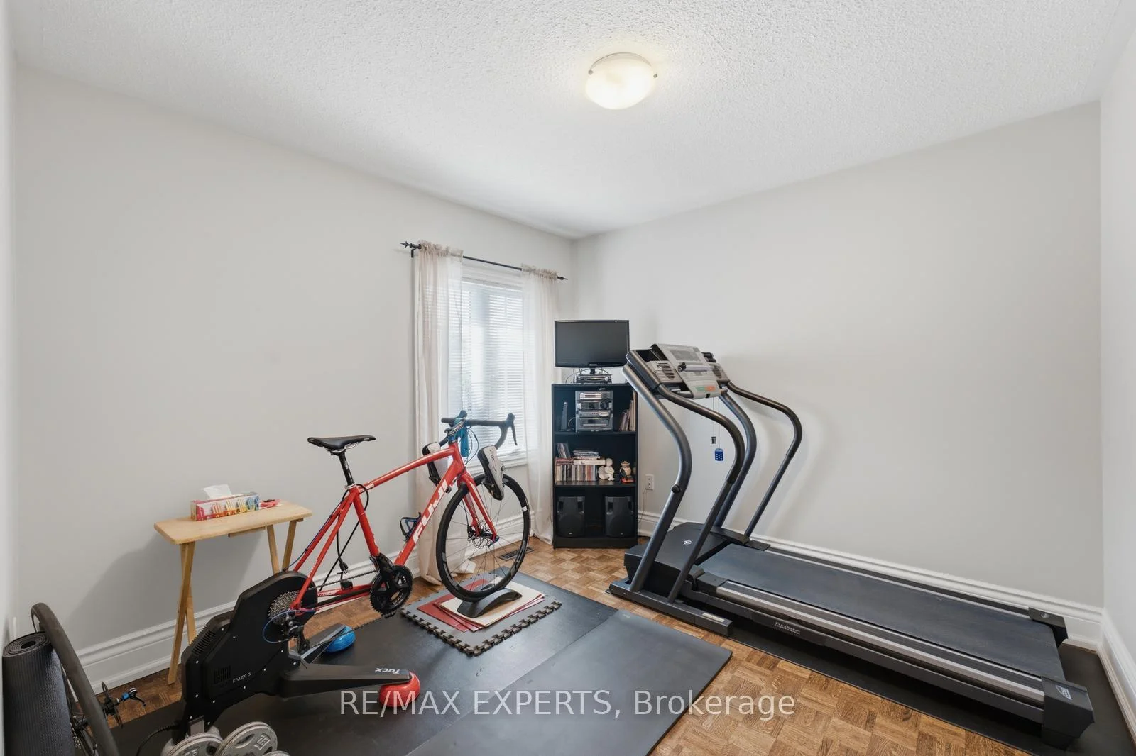 Photo 27 of 104 Pinedale Gate, Vaughan, East Woodbridge — HOMEH