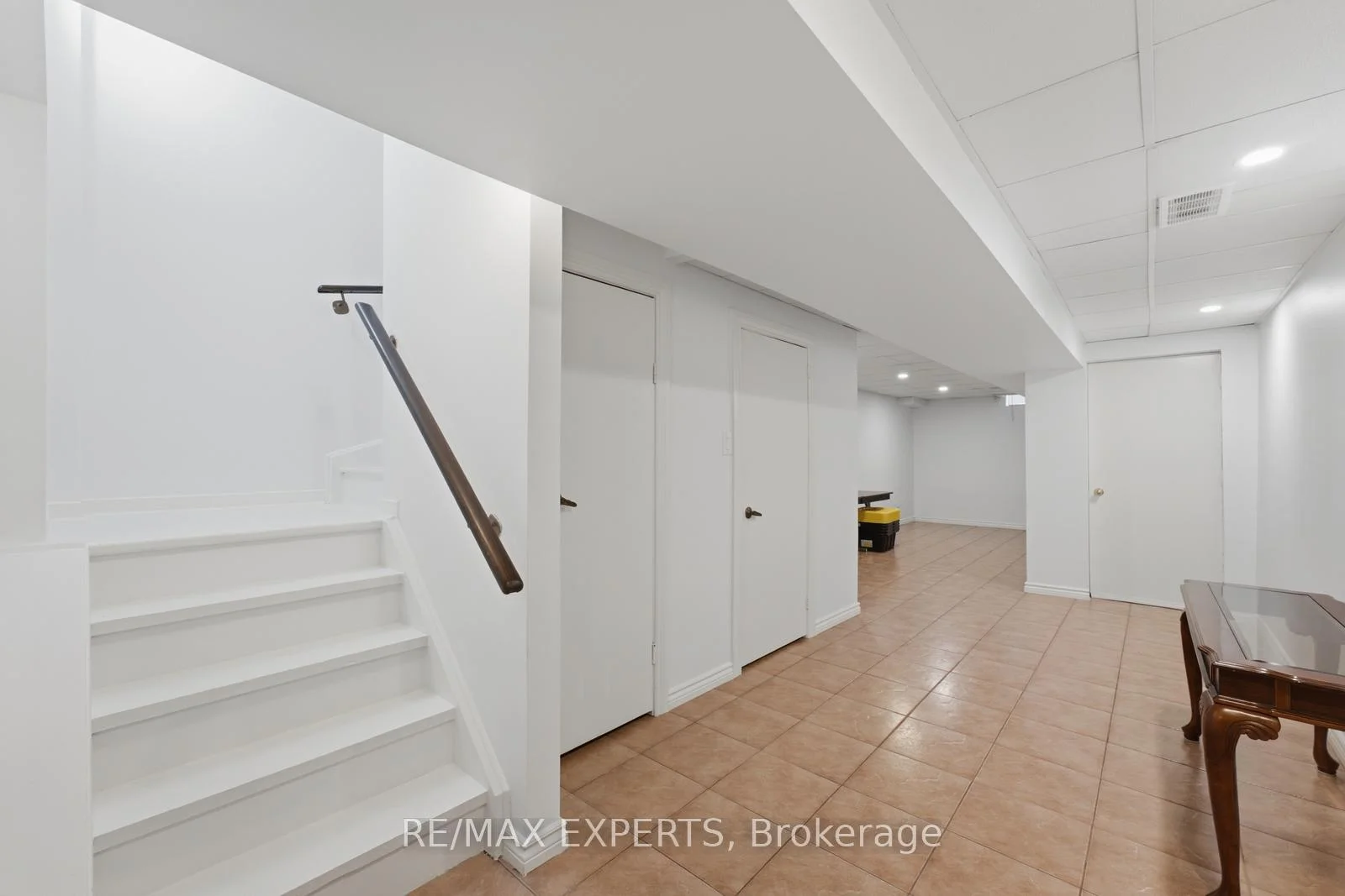 Photo 33 of 104 Pinedale Gate, Vaughan, East Woodbridge — HOMEH