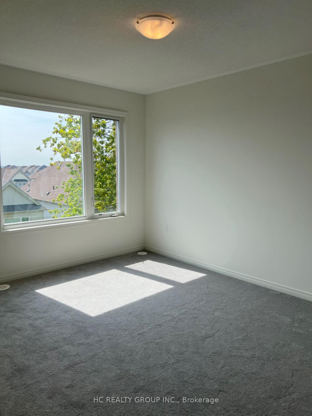 Photo 2 of 1434 Coral Springs Path, Oshawa, Taunton — HOMEH