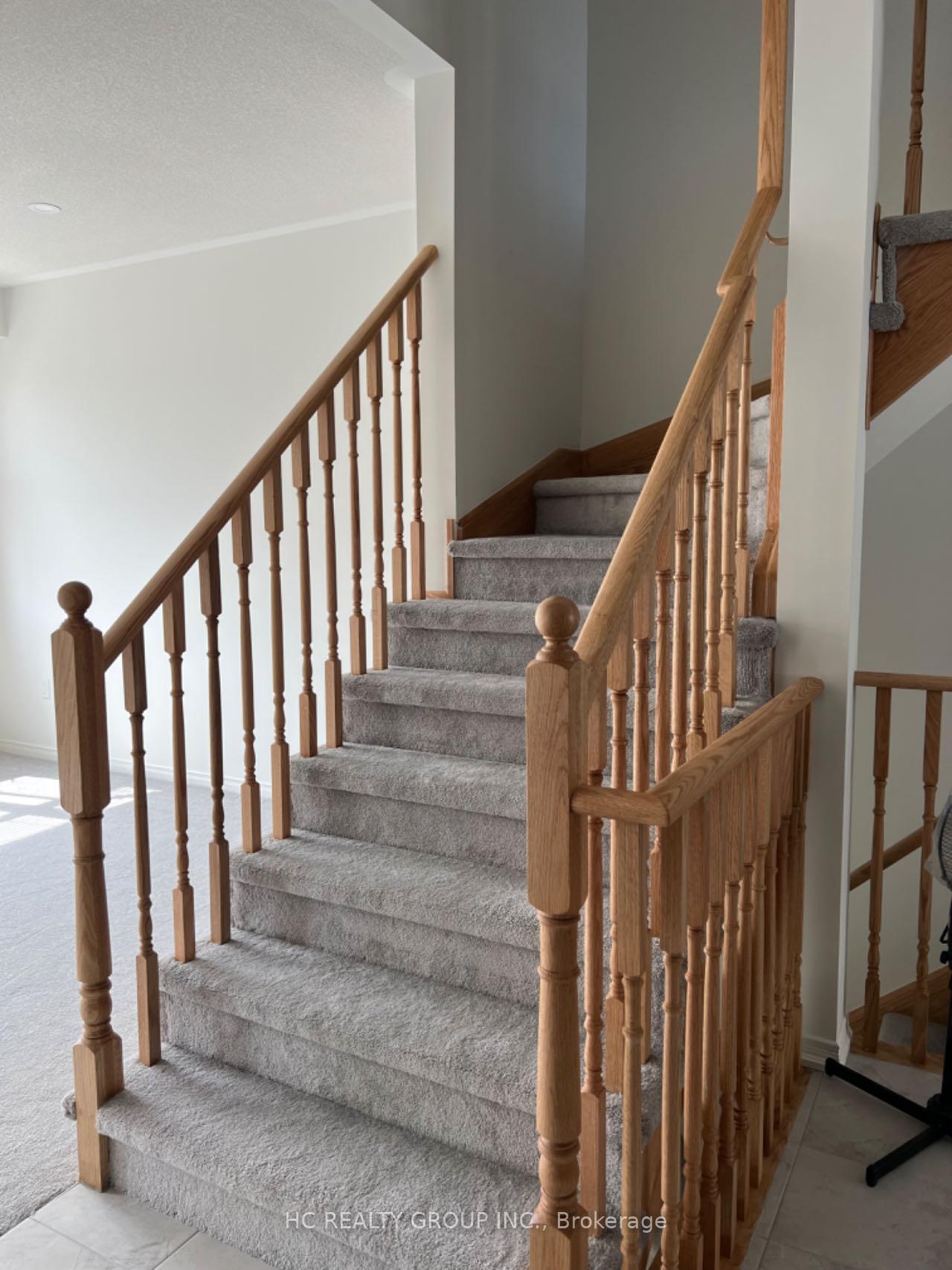 Photo 8 of 1434 Coral Springs Path, Oshawa, Taunton — HOMEH