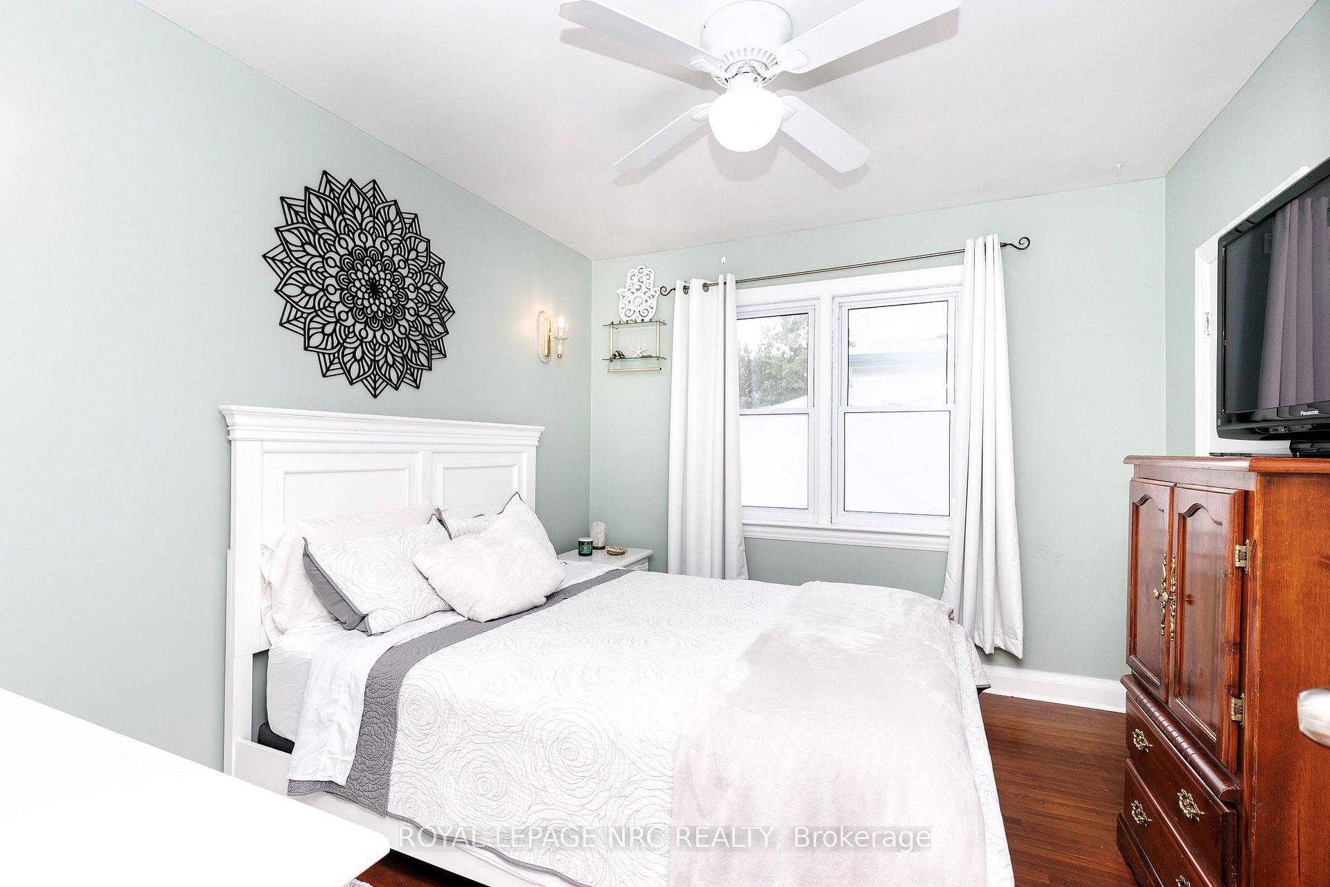 Photo 15 of 446 Wright Street, Welland, Lincoln/Crowland — HOMEH