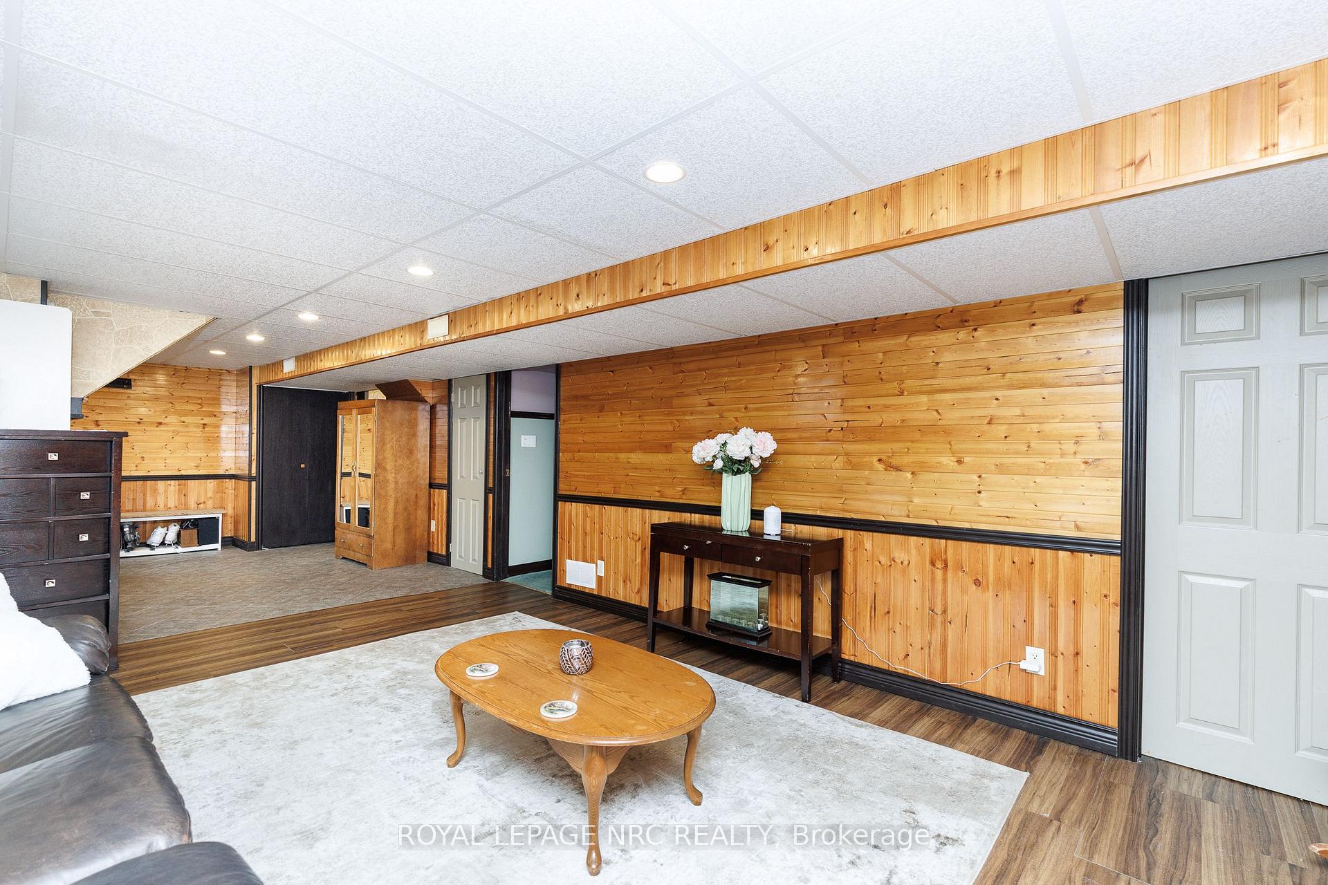 Photo 23 of 446 Wright Street, Welland, Lincoln/Crowland — HOMEH
