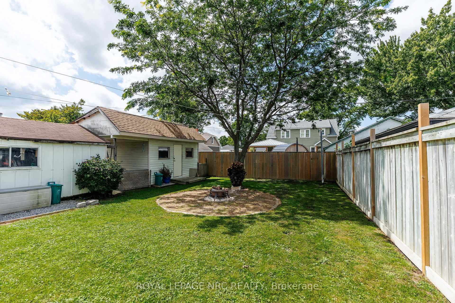 Photo 30 of 446 Wright Street, Welland, Lincoln/Crowland — HOMEH