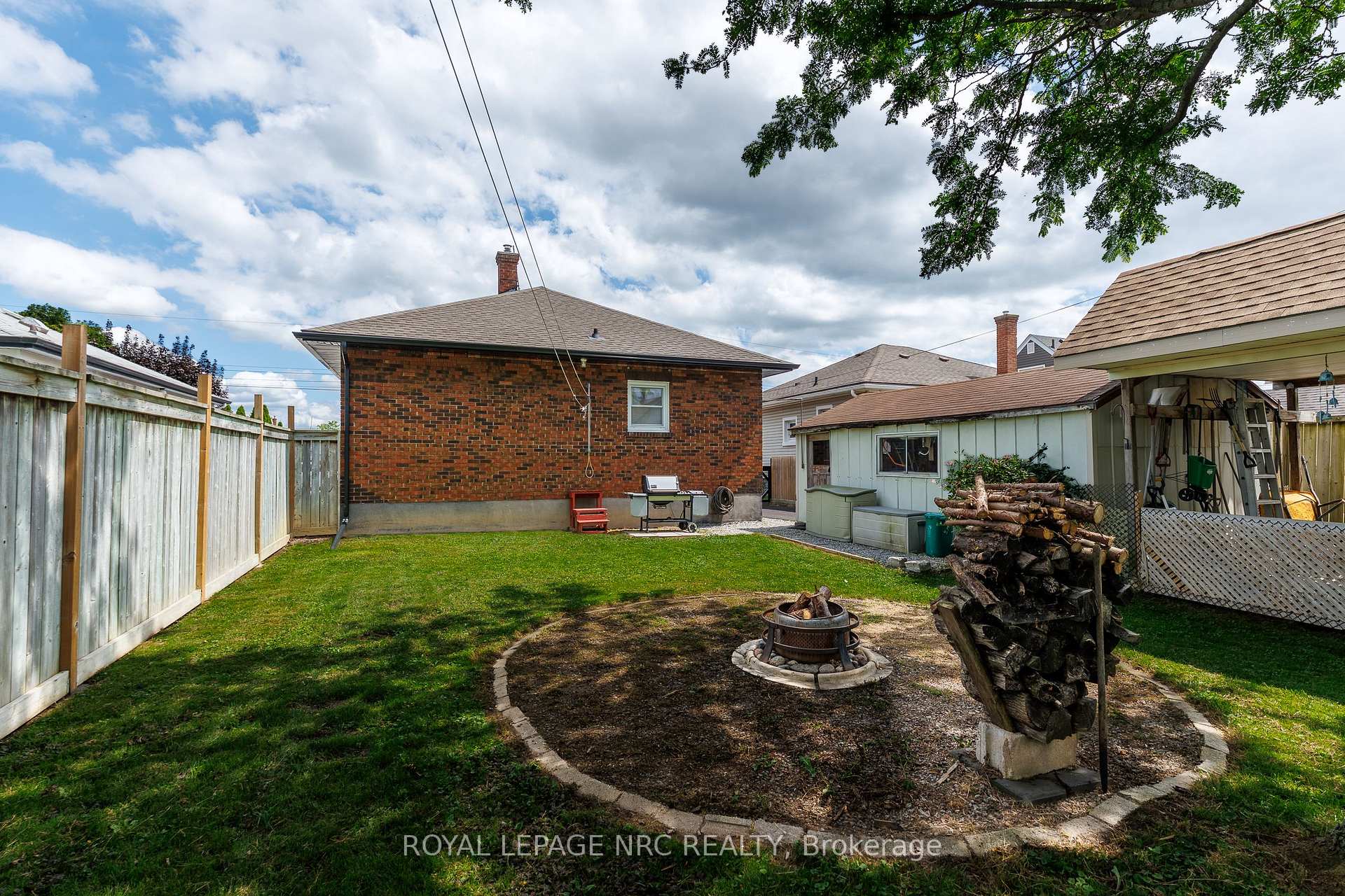 Photo 31 of 446 Wright Street, Welland, Lincoln/Crowland — HOMEH