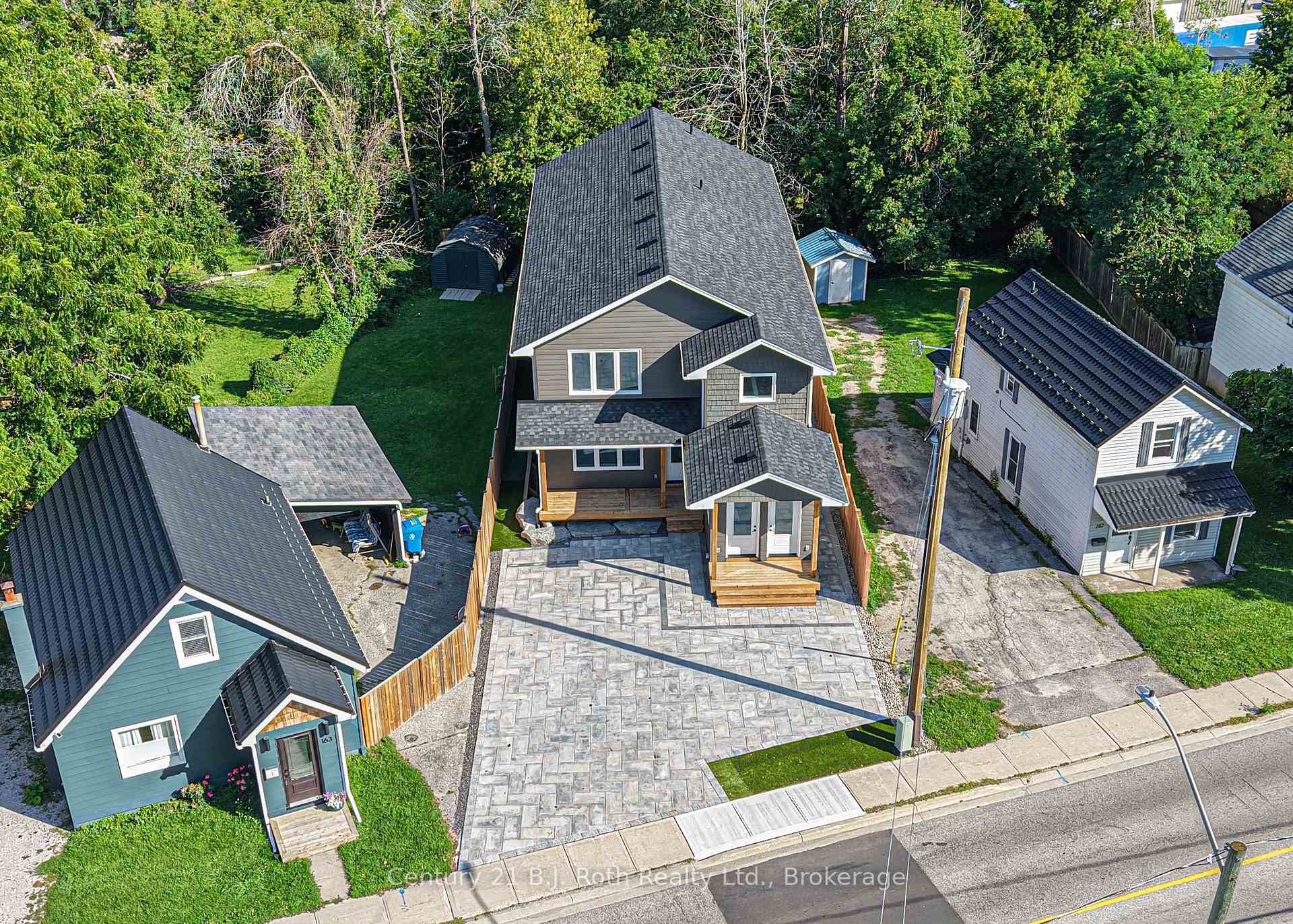 Photo 7 of 165 Barrie Road, Orillia — HOMEH