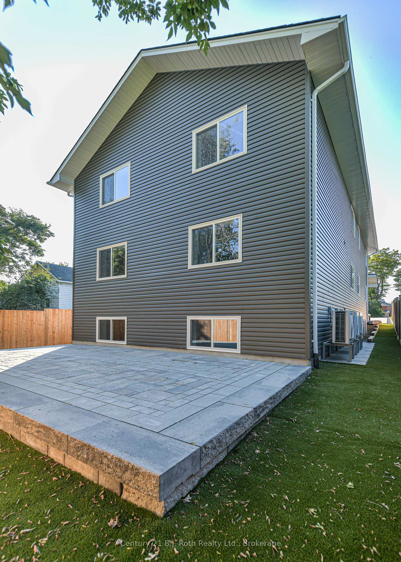 Photo 29 of 165 Barrie Road, Orillia — HOMEH