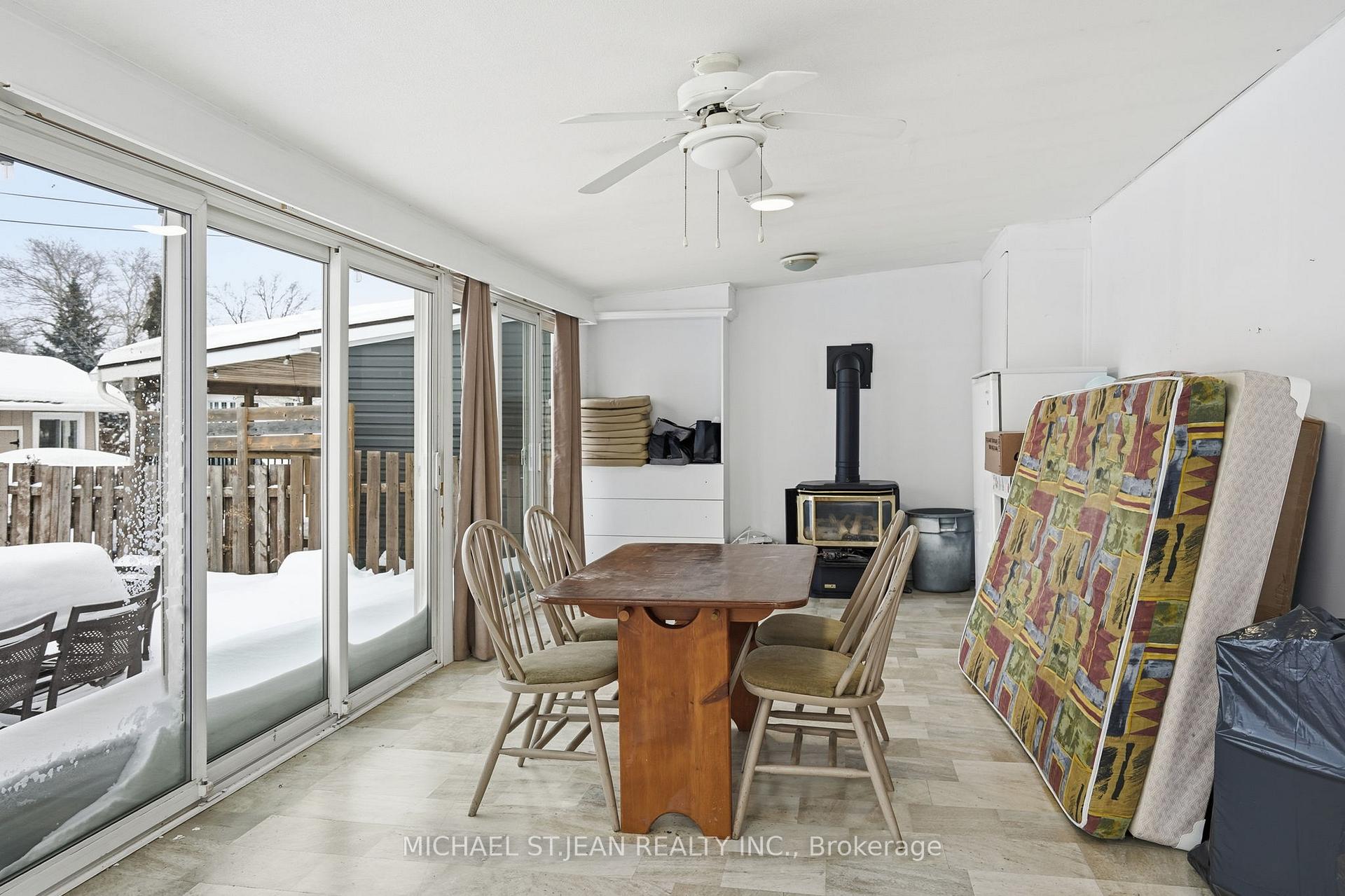 Photo 17 of 4 Hilda Street, St. Catharines, Western Hill — HOMEH