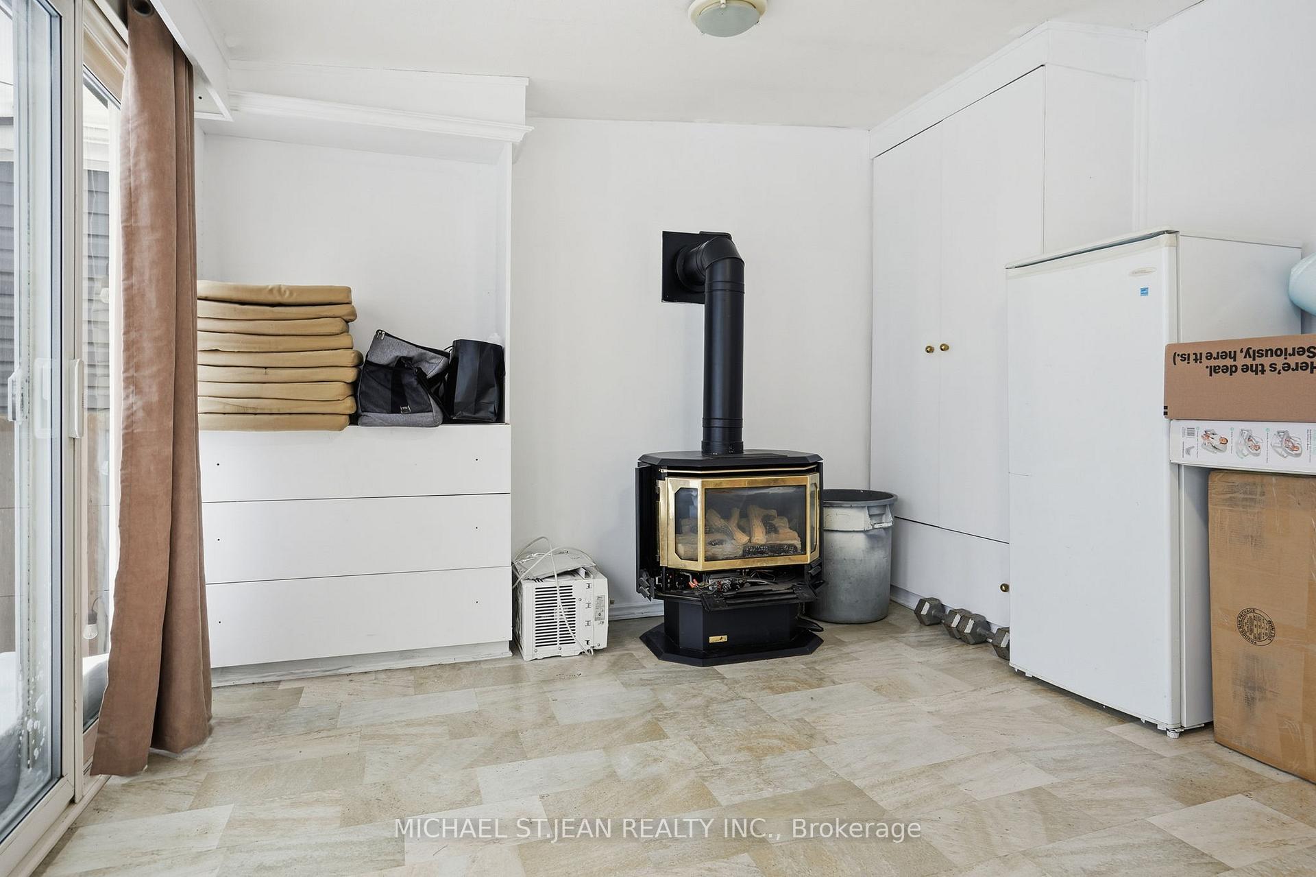 Photo 18 of 4 Hilda Street, St. Catharines, Western Hill — HOMEH