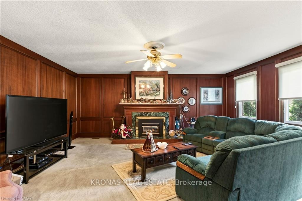 Photo 8 of 376 Melanie Crescent, Hamilton, Ancaster — HOMEH