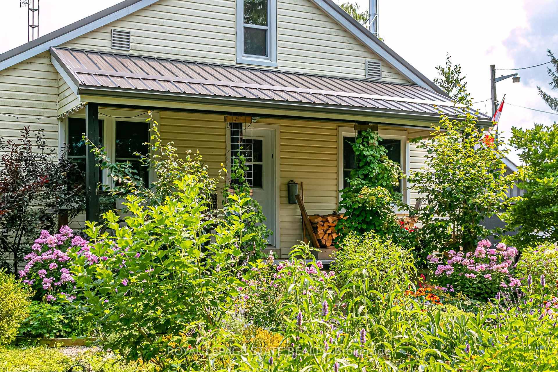 Photo 5 of 224 Concession 13 Road, Haldimand — HOMEH