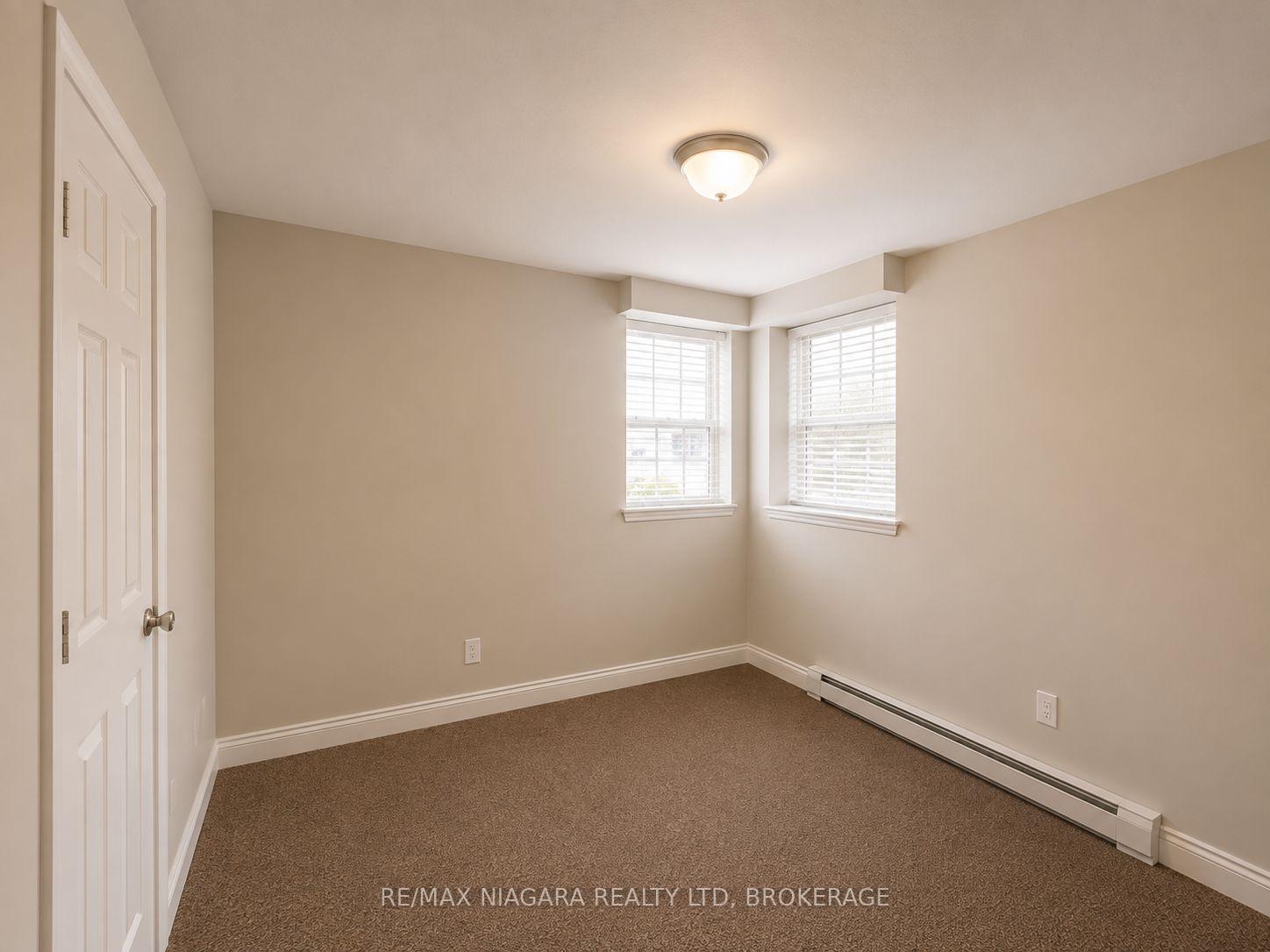 Photo 8 of Unit 2, 143 Westchester Crescent, St. Catharines, E. Chester — HOMEH