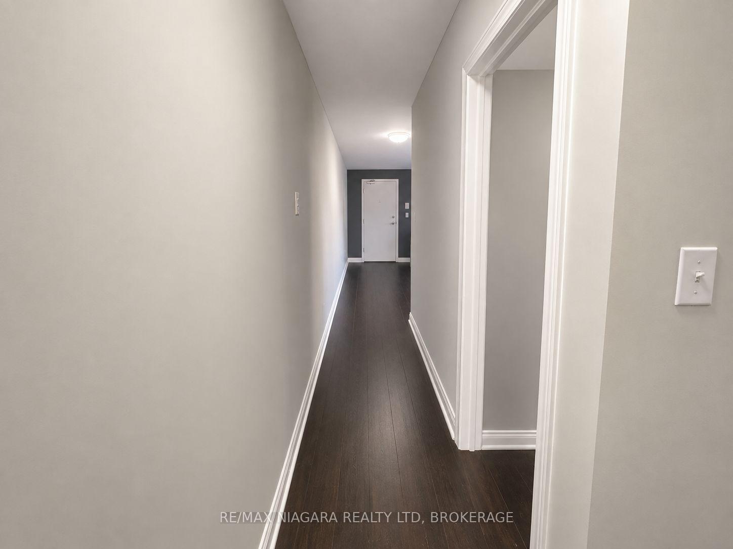 Photo 8 of Unit 5, 143 Westchester Crescent, St. Catharines, E. Chester — HOMEH