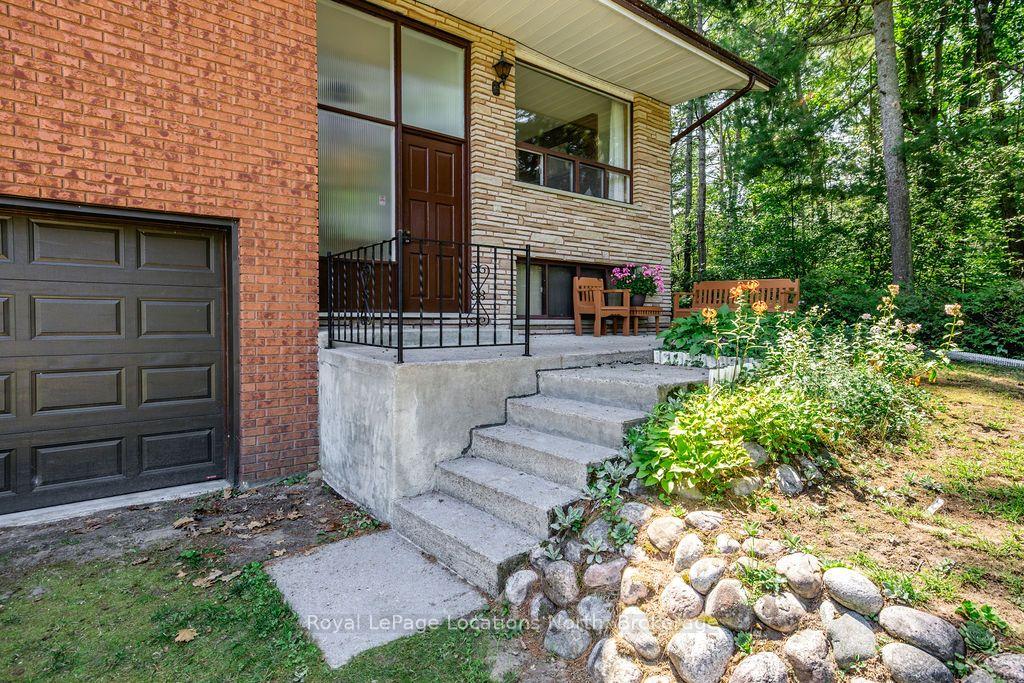 Photo 2 of 1928 Champlain Road, Tiny, Rural Tiny — HOMEH