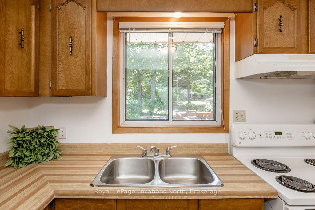 Photo 15 of 1928 Champlain Road, Tiny, Rural Tiny — HOMEH