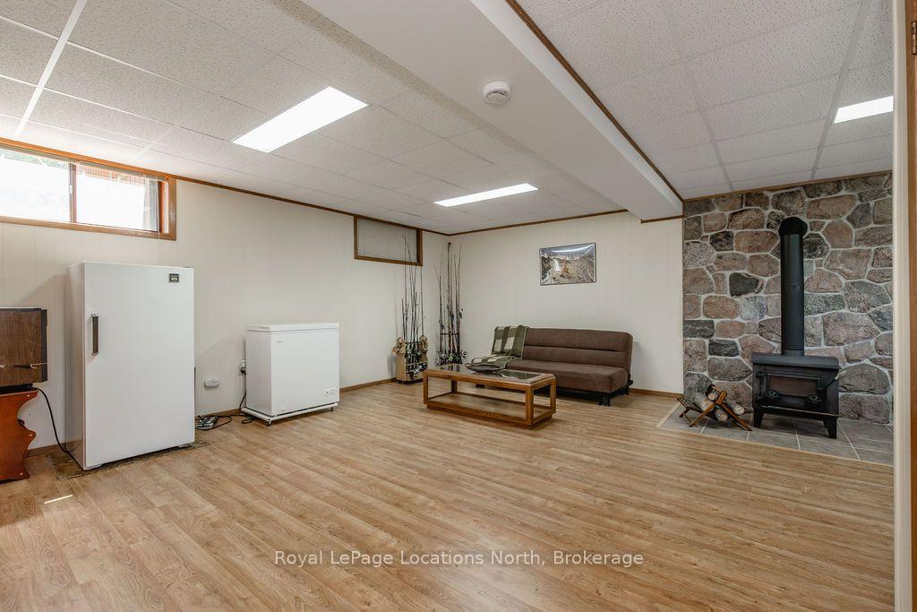 Photo 24 of 1928 Champlain Road, Tiny, Rural Tiny — HOMEH