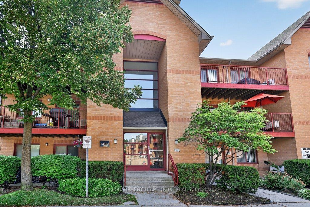 Photo 1 of Unit 1531, 1482 Pilgrims Way, Oakville, Glen Abbey — HOMEH
