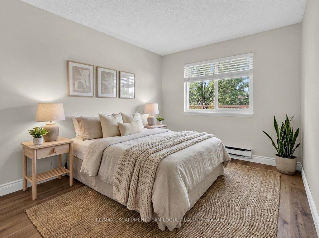 Photo 15 of Unit 1531, 1482 Pilgrims Way, Oakville, Glen Abbey — HOMEH