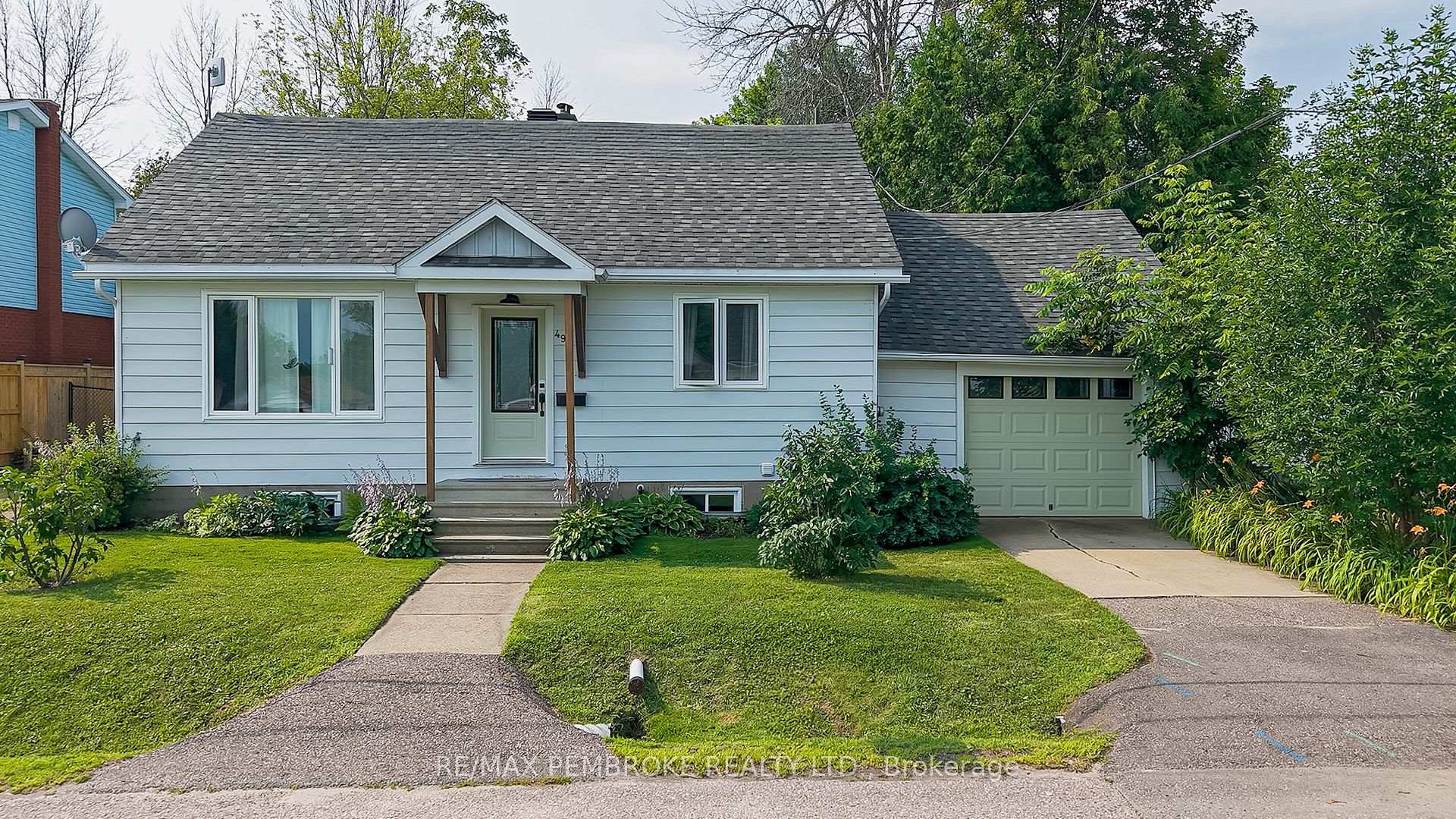 Photo 1 of 496 Wilbert Street, Pembroke, Pembroke — HOMEH