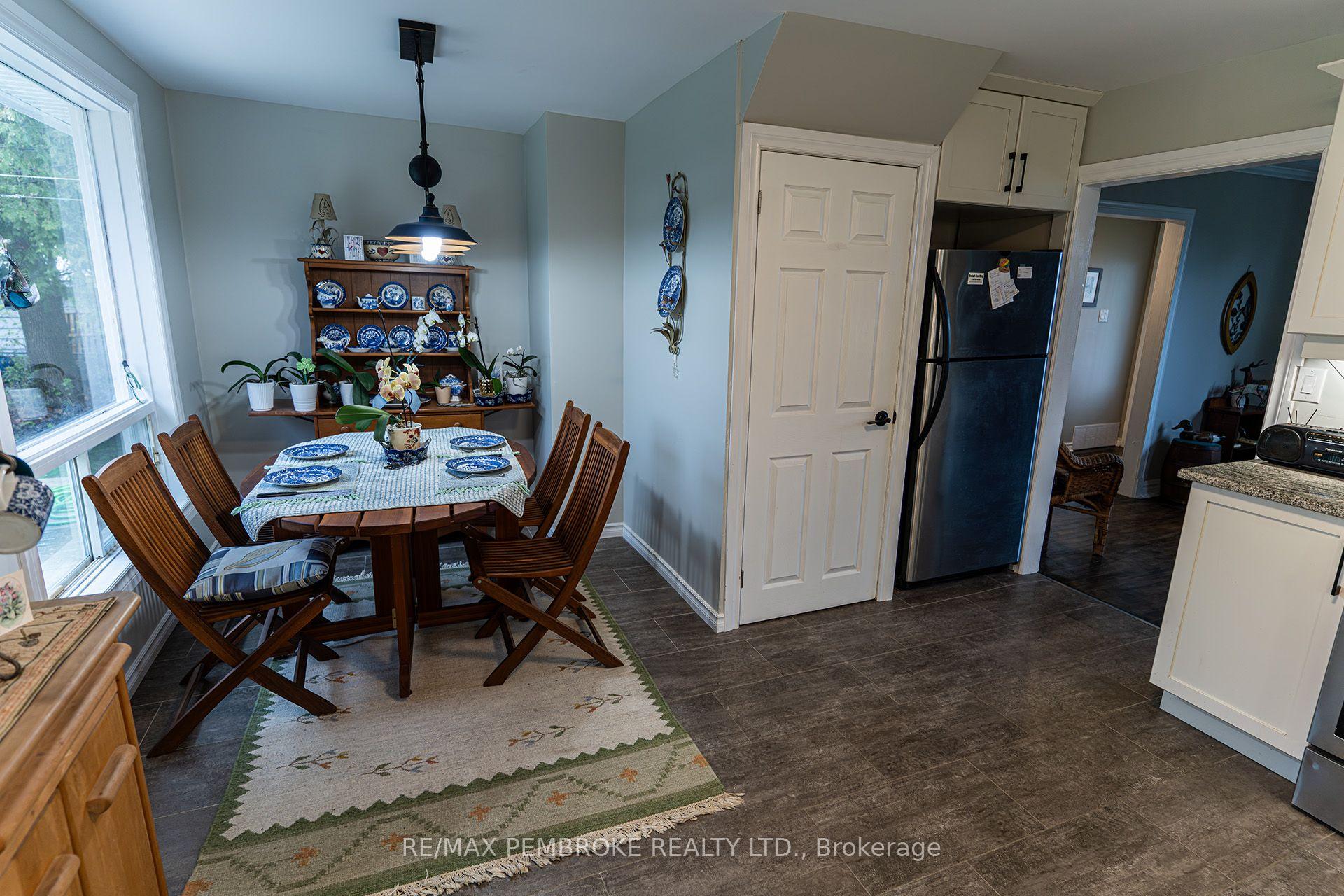 Photo 10 of 496 Wilbert Street, Pembroke, Pembroke — HOMEH