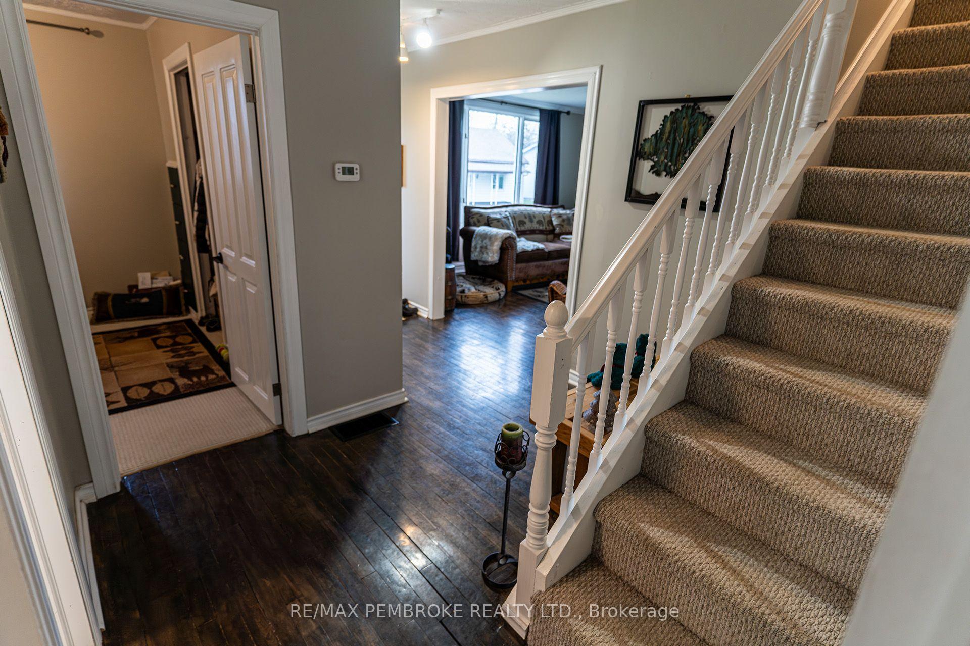 Photo 12 of 496 Wilbert Street, Pembroke, Pembroke — HOMEH