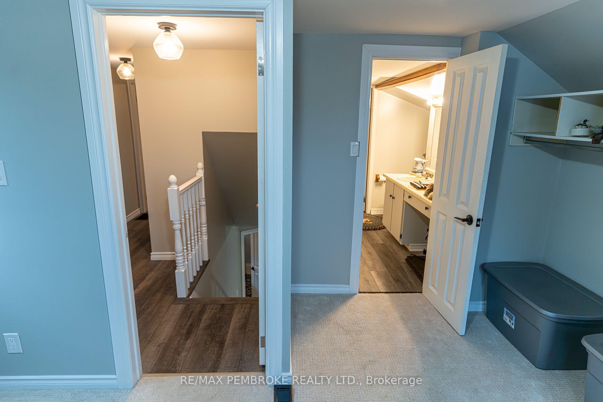 Photo 21 of 496 Wilbert Street, Pembroke, Pembroke — HOMEH