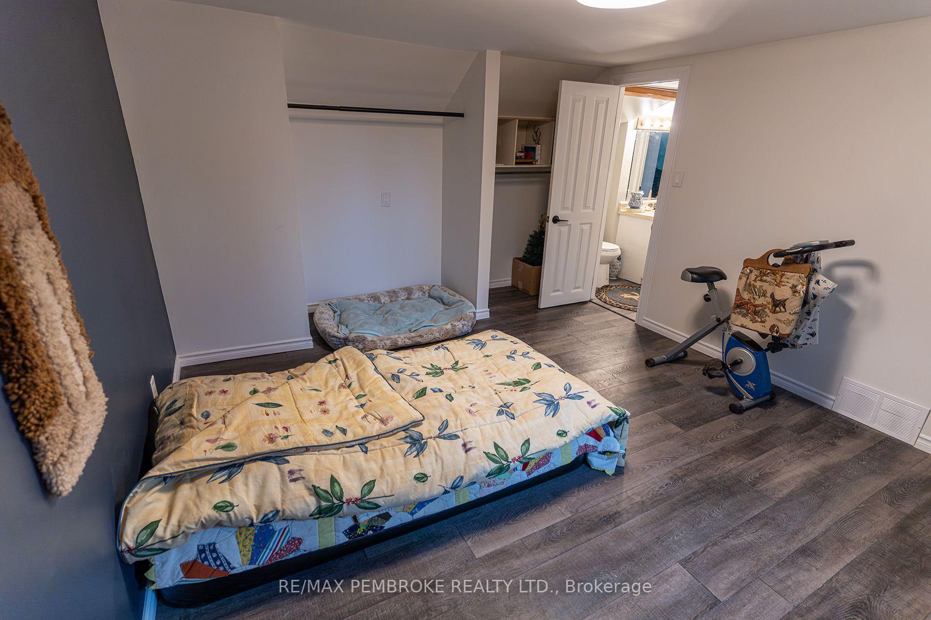Photo 25 of 496 Wilbert Street, Pembroke, Pembroke — HOMEH