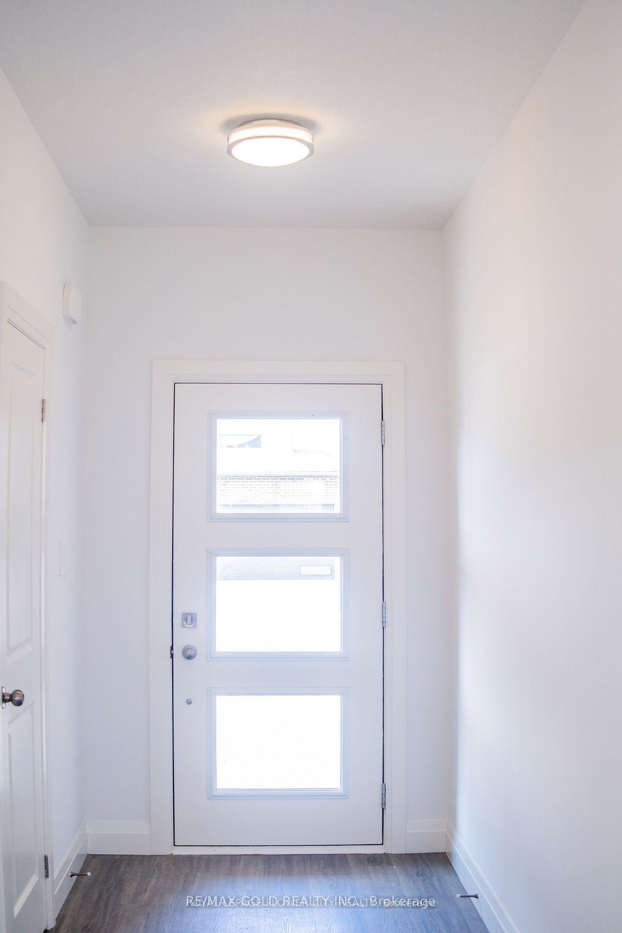 Photo 7 of 174 Byers Street, London, South W — HOMEH