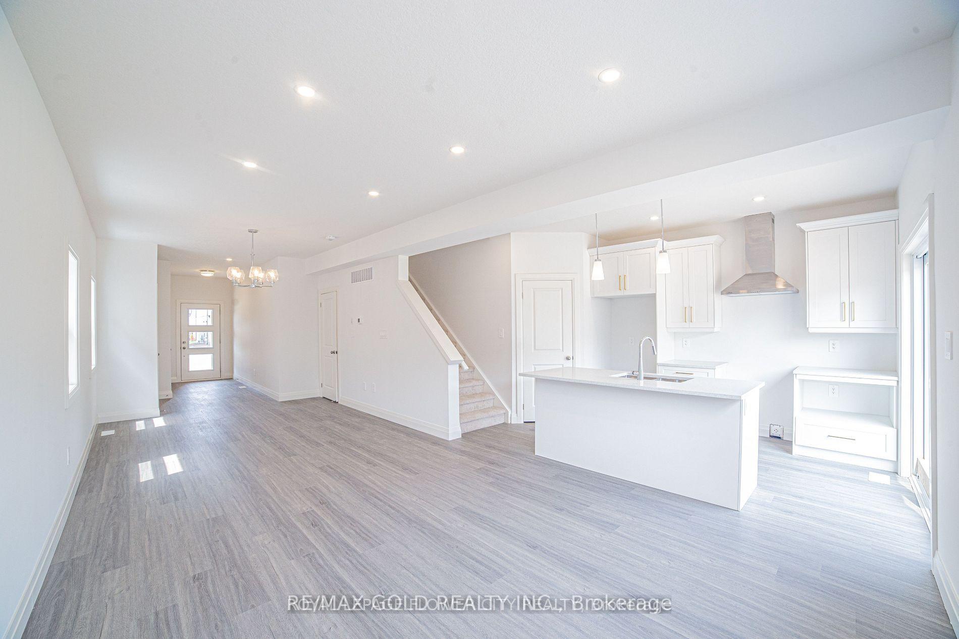 Photo 12 of 174 Byers Street, London, South W — HOMEH