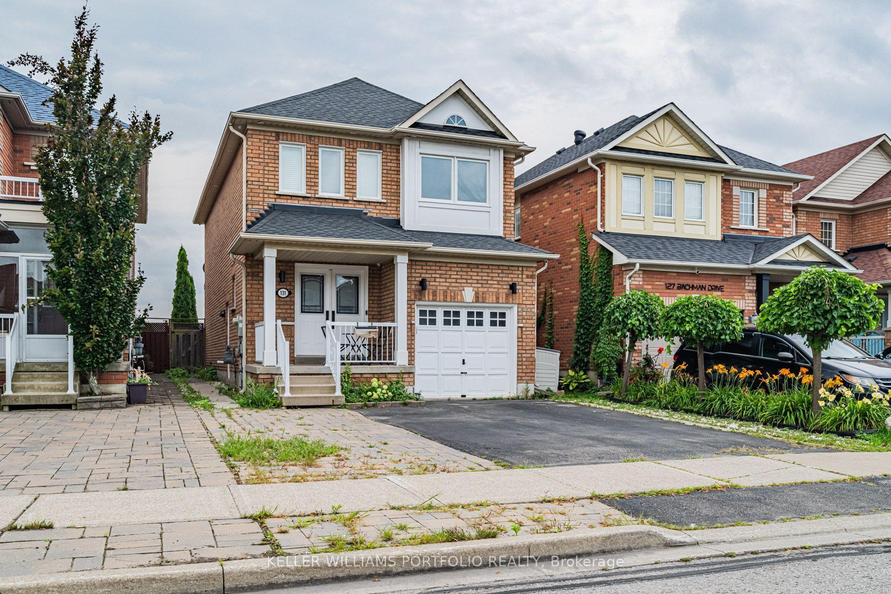 Photo 3 of Unit Lower, 131 Bachman Drive, Vaughan, Maple — HOMEH