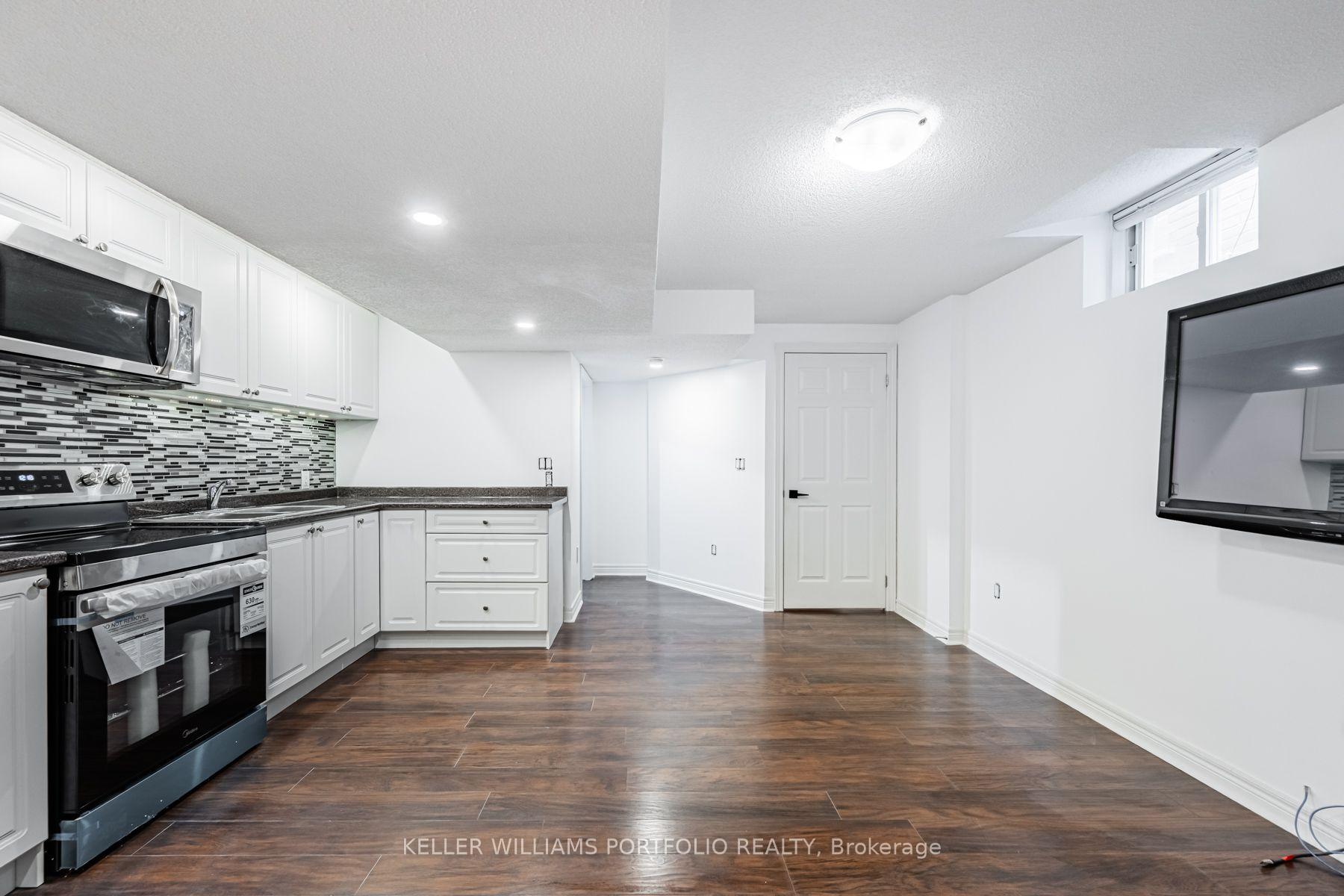 Photo 14 of Unit Lower, 131 Bachman Drive, Vaughan, Maple — HOMEH