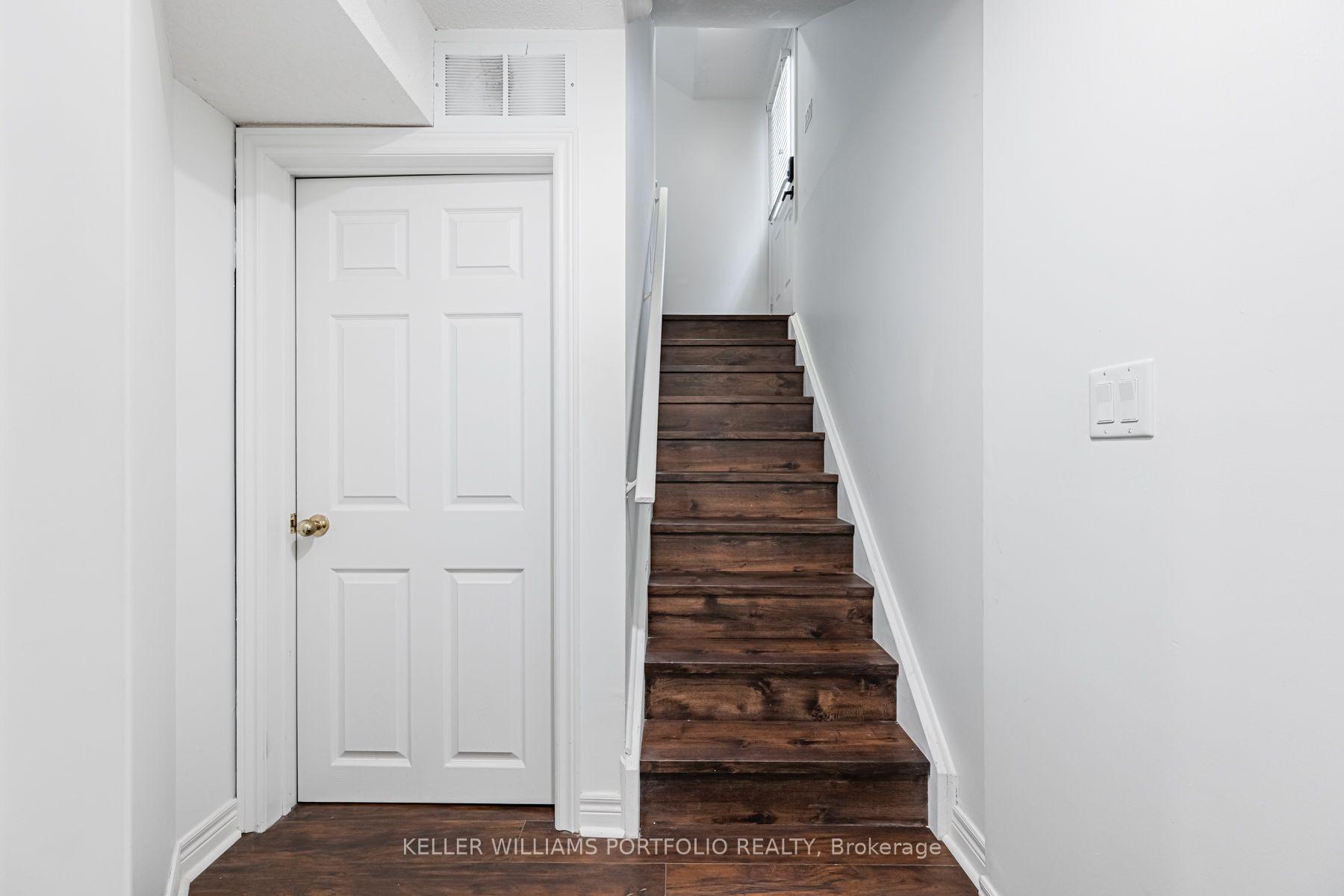 Photo 16 of Unit Lower, 131 Bachman Drive, Vaughan, Maple — HOMEH