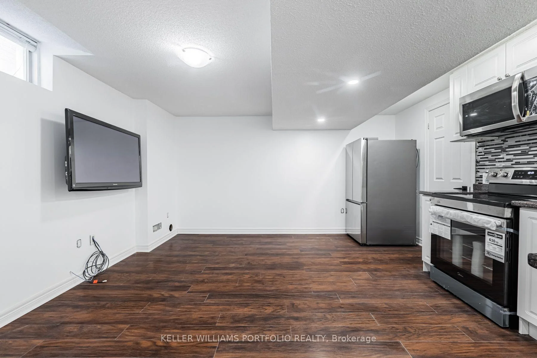 Photo 9 of Unit Lower, 131 Bachman Drive, Vaughan, Maple — HOMEH