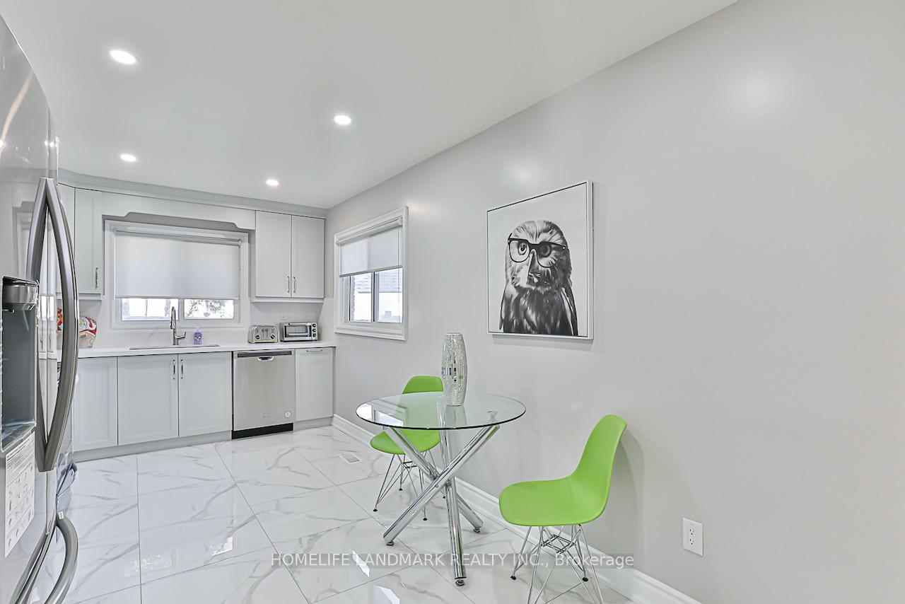 Photo 10 of 77 Briarwood Road, Markham, Unionville — HOMEH